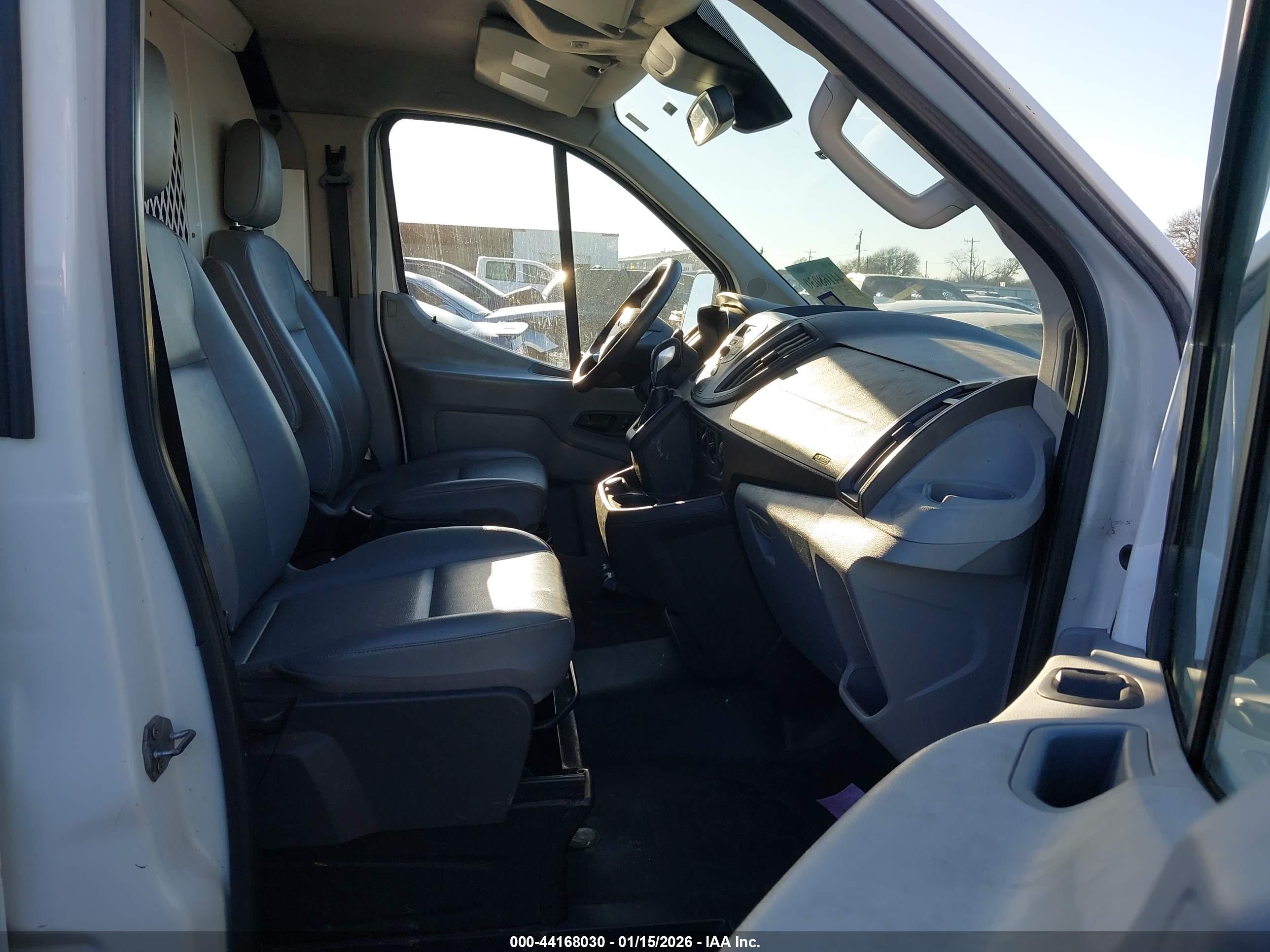 FORD TRANSIT-250 image 5