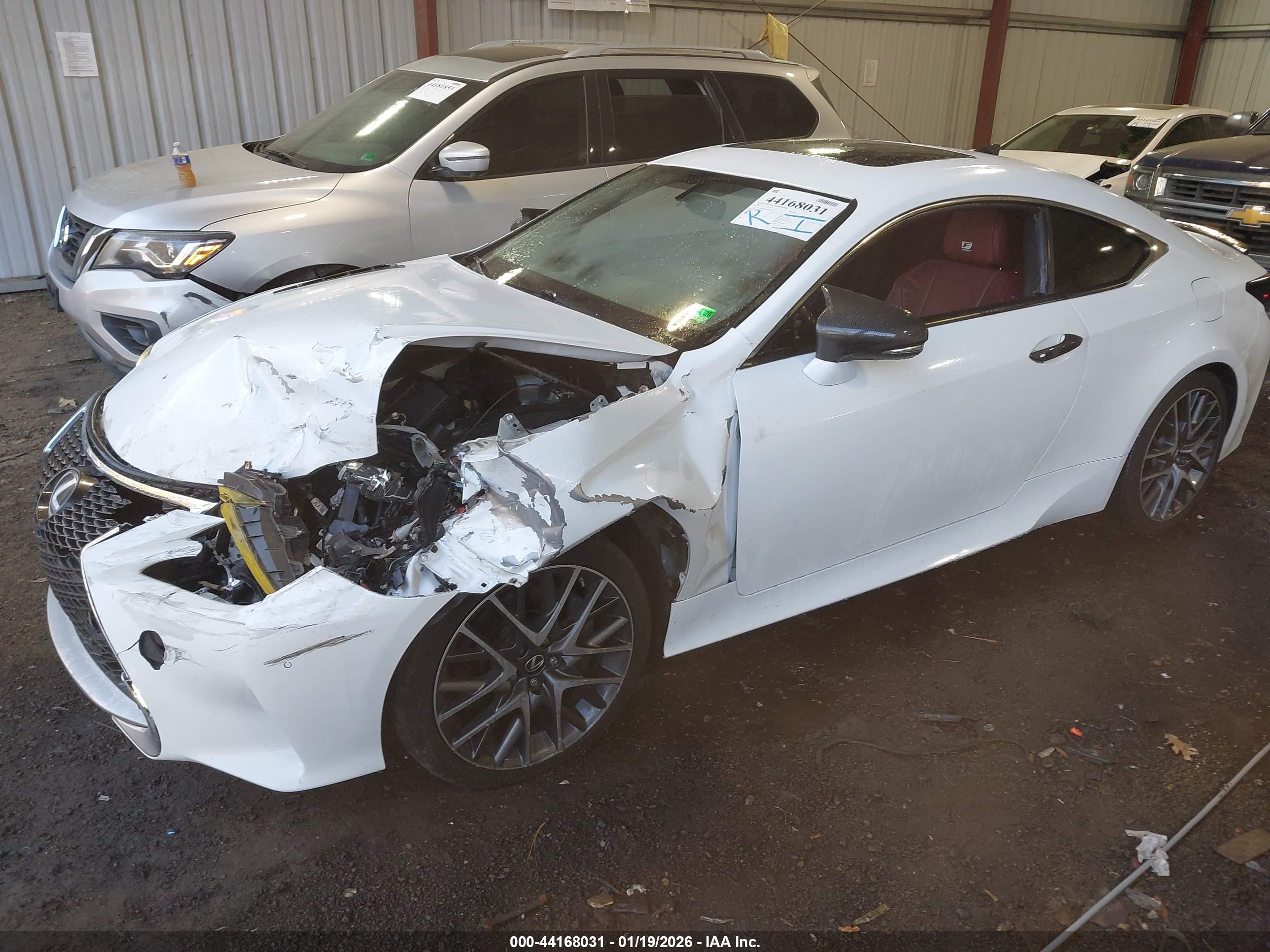 LEXUS RC image 2