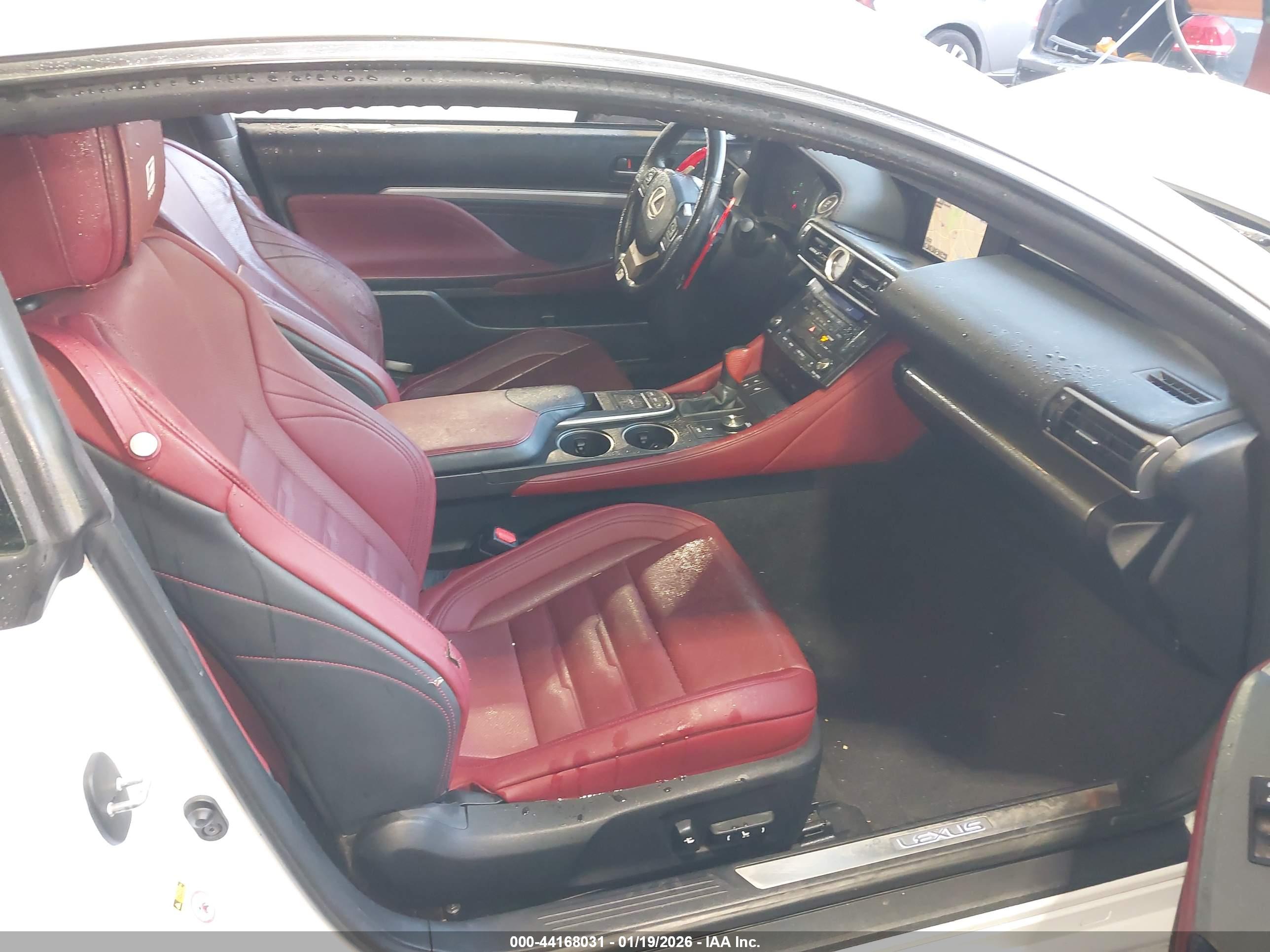 LEXUS RC image 5