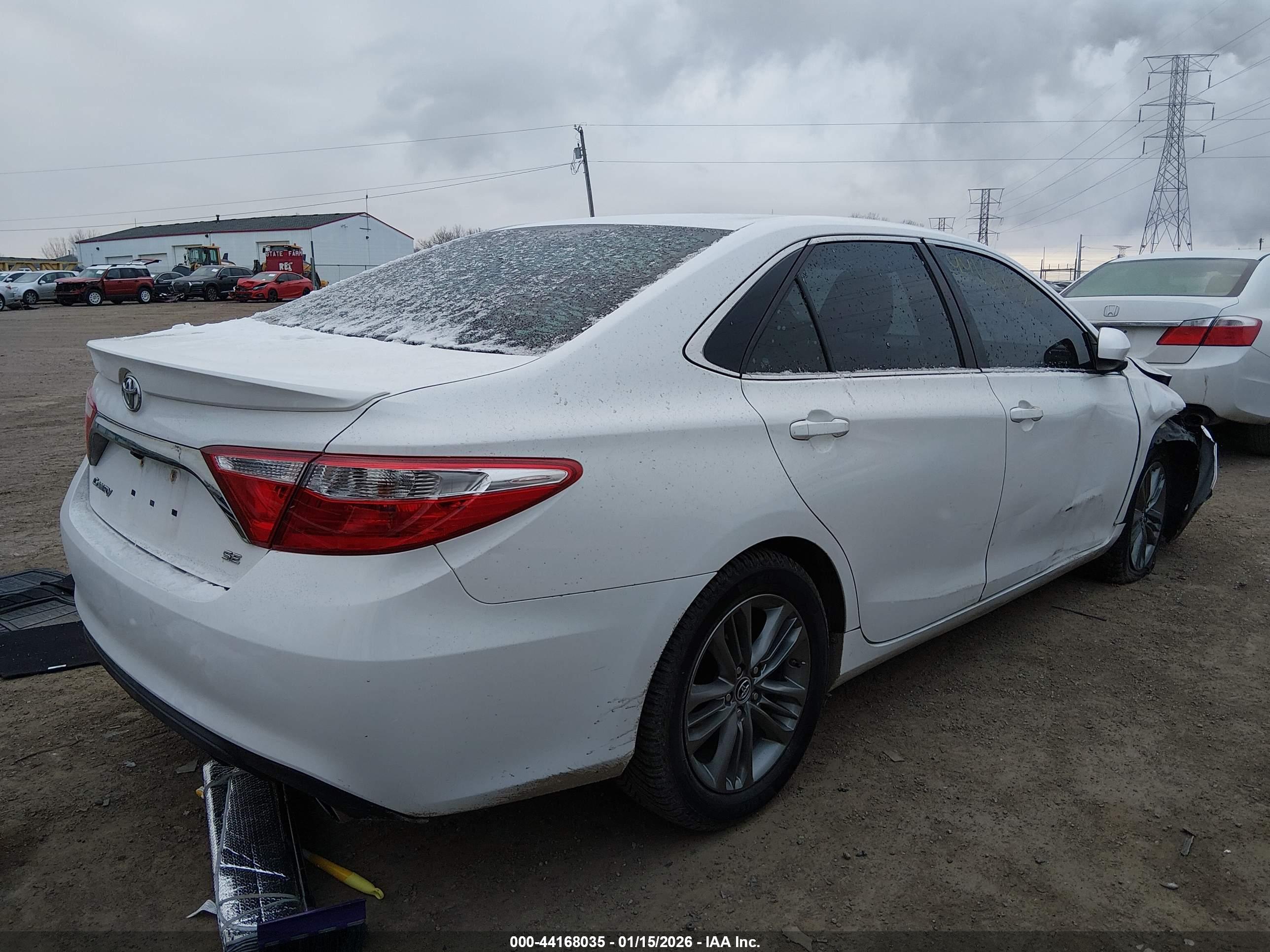 TOYOTA CAMRY image 4