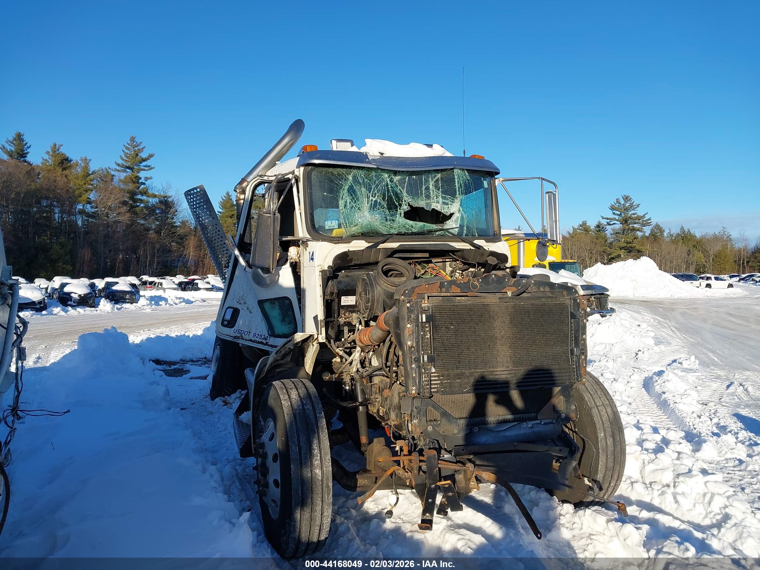 KENWORTH CONSTRUCTION image 3