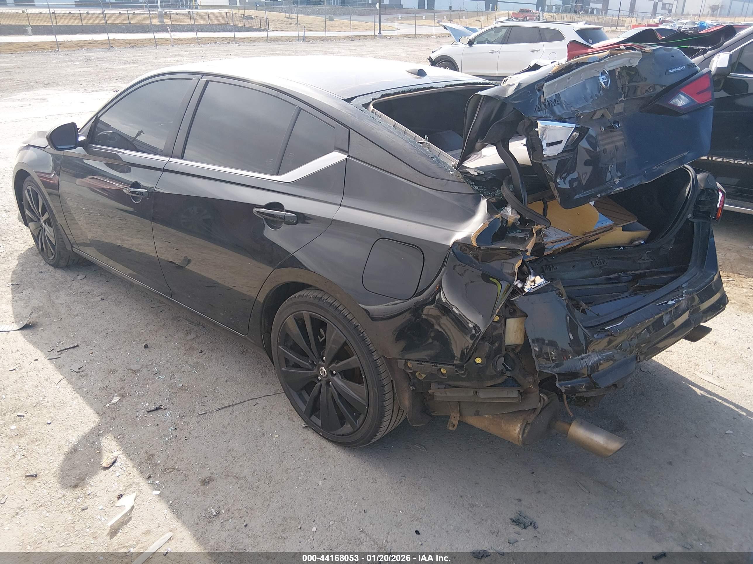 NISSAN ALTIMA image 3