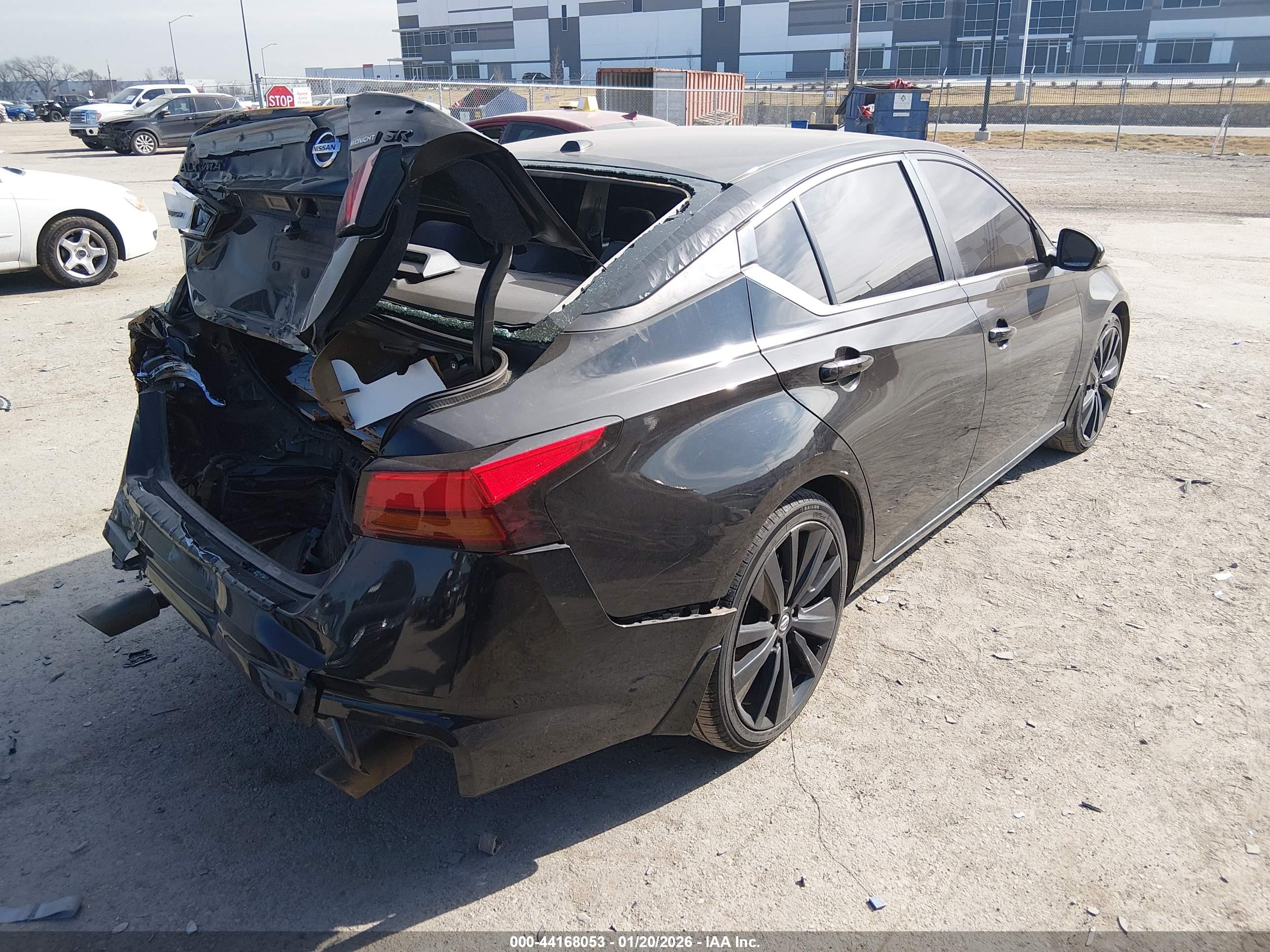 NISSAN ALTIMA image 4