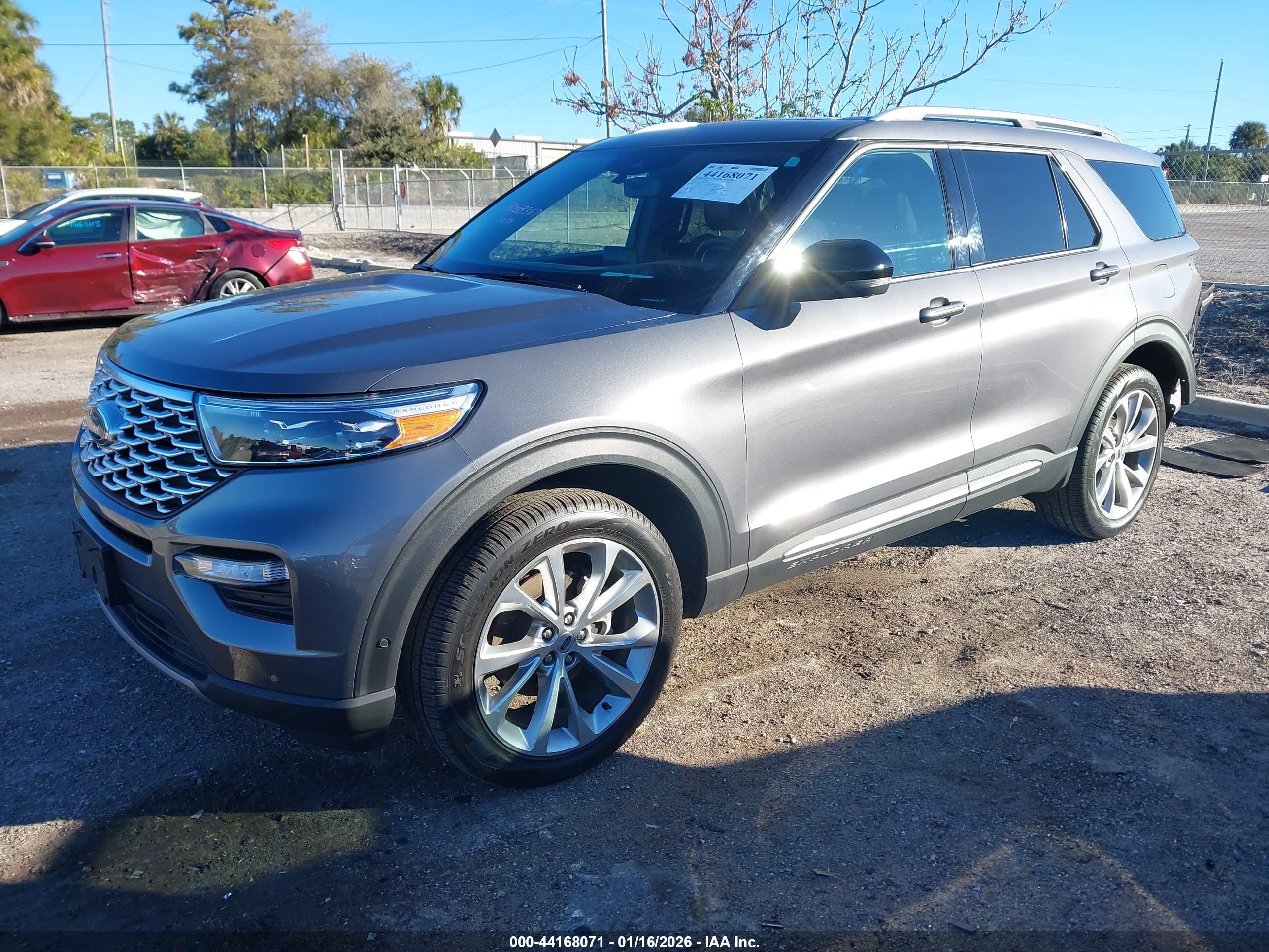 FORD EXPLORER image 2