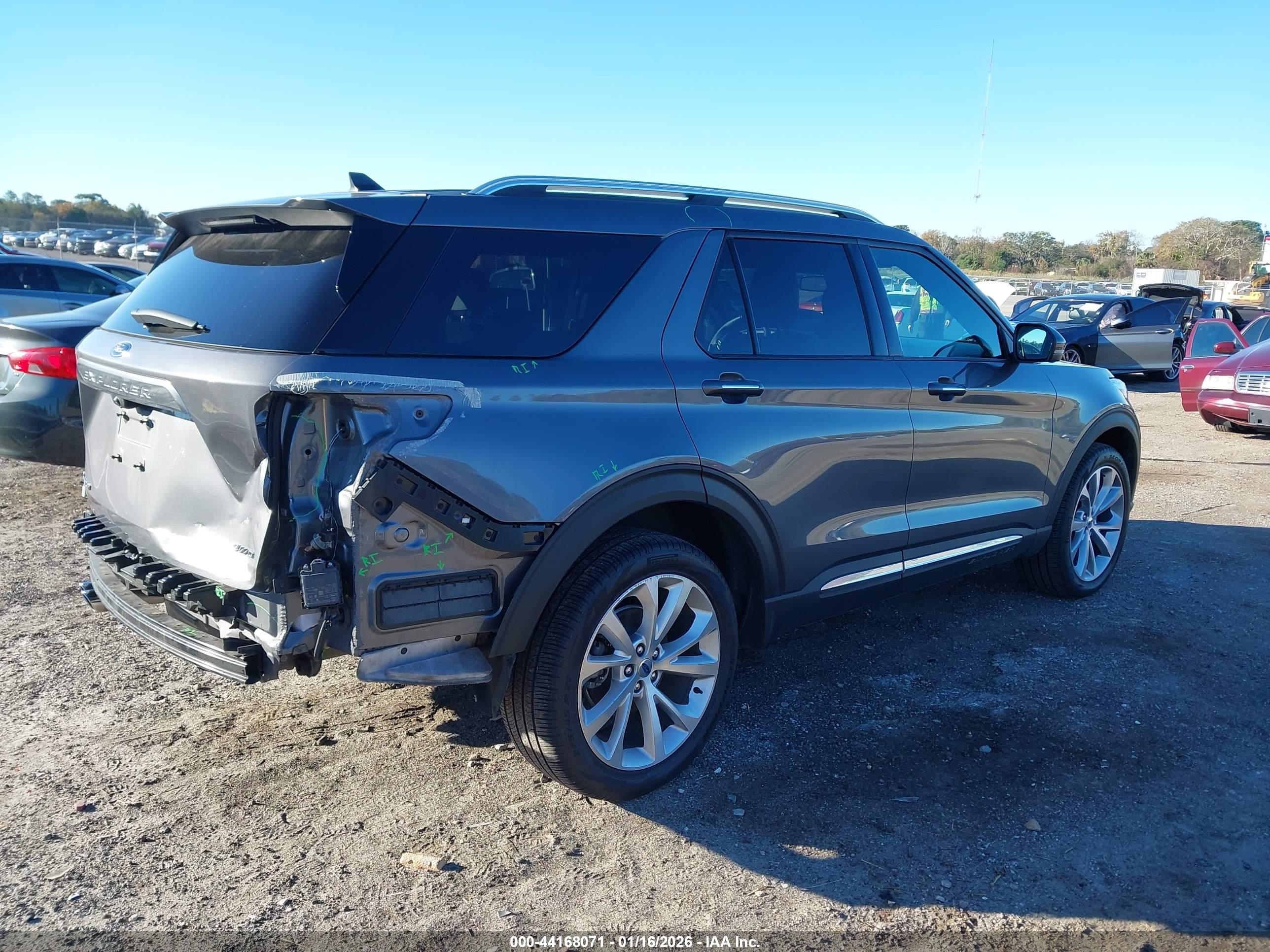 FORD EXPLORER image 4