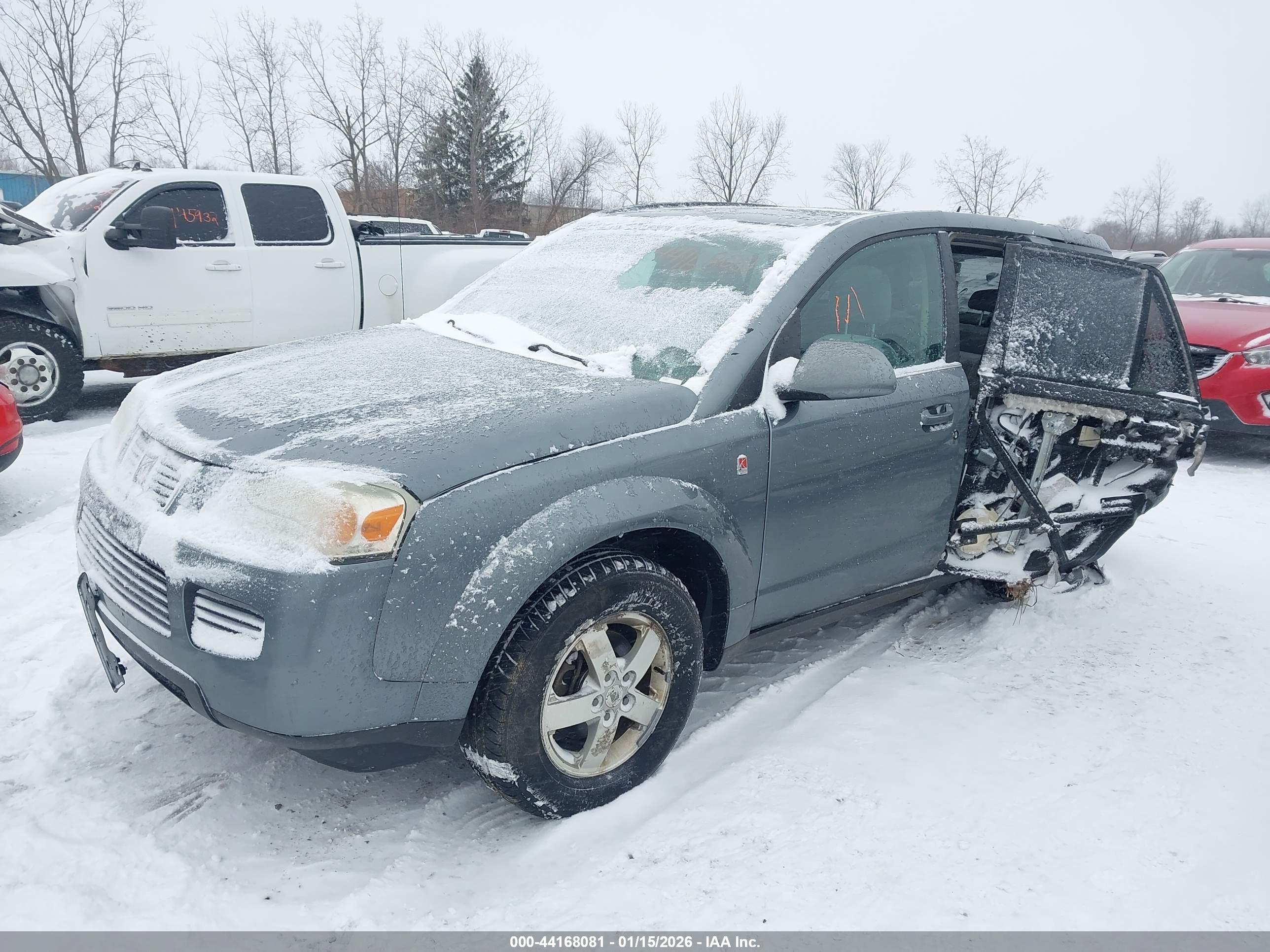 SATURN VUE image 2