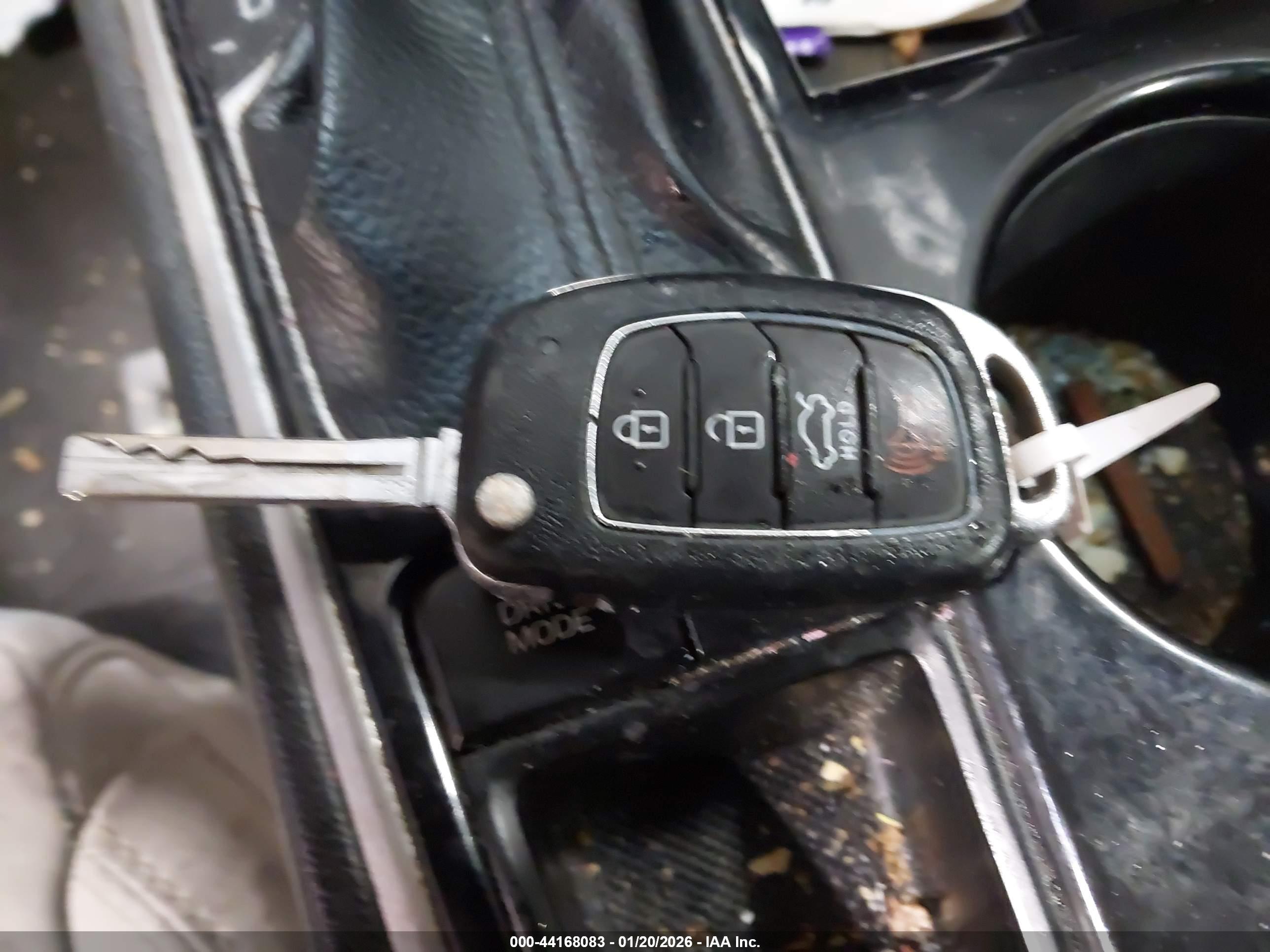 HYUNDAI SONATA image 11