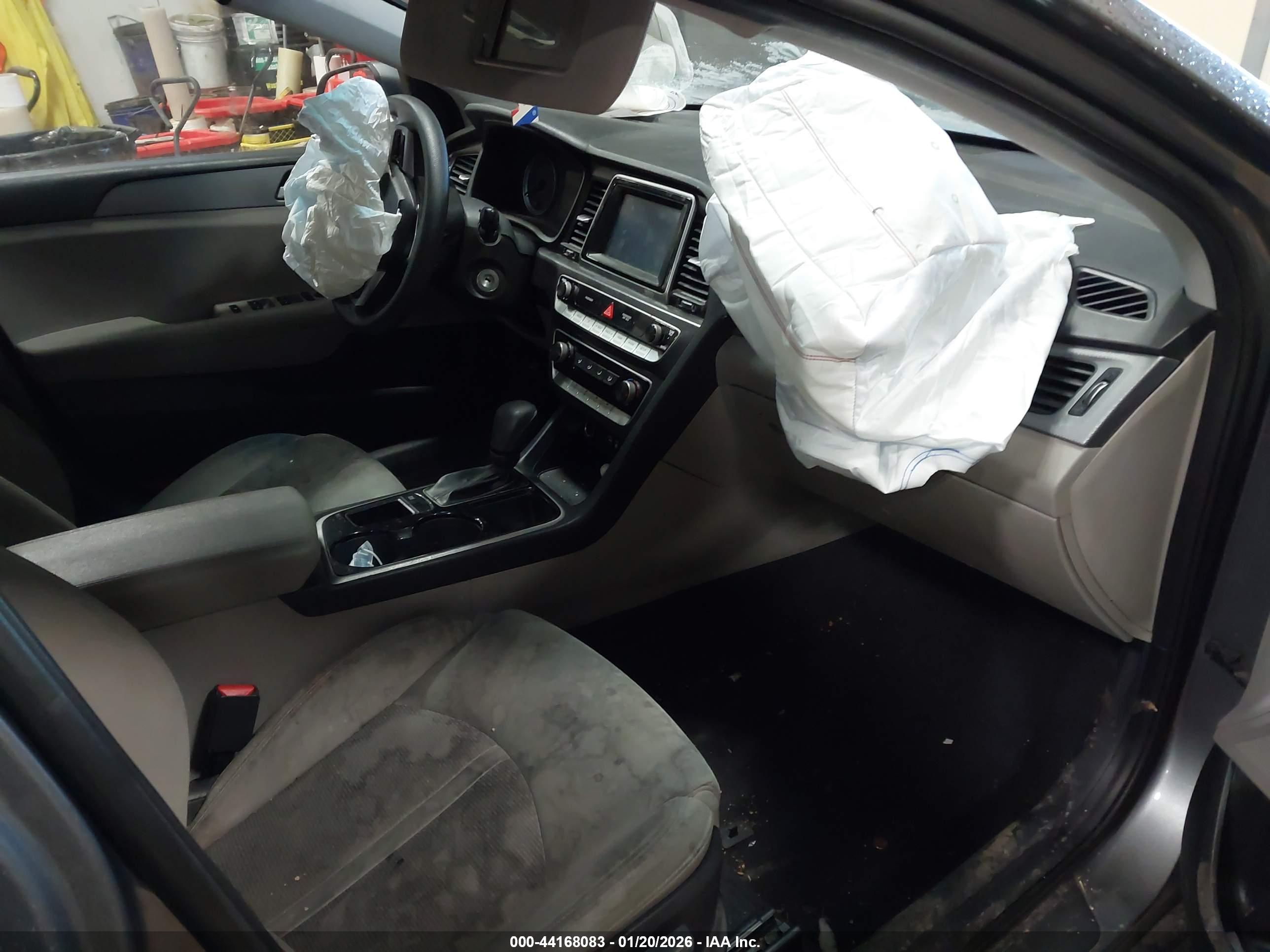HYUNDAI SONATA image 5