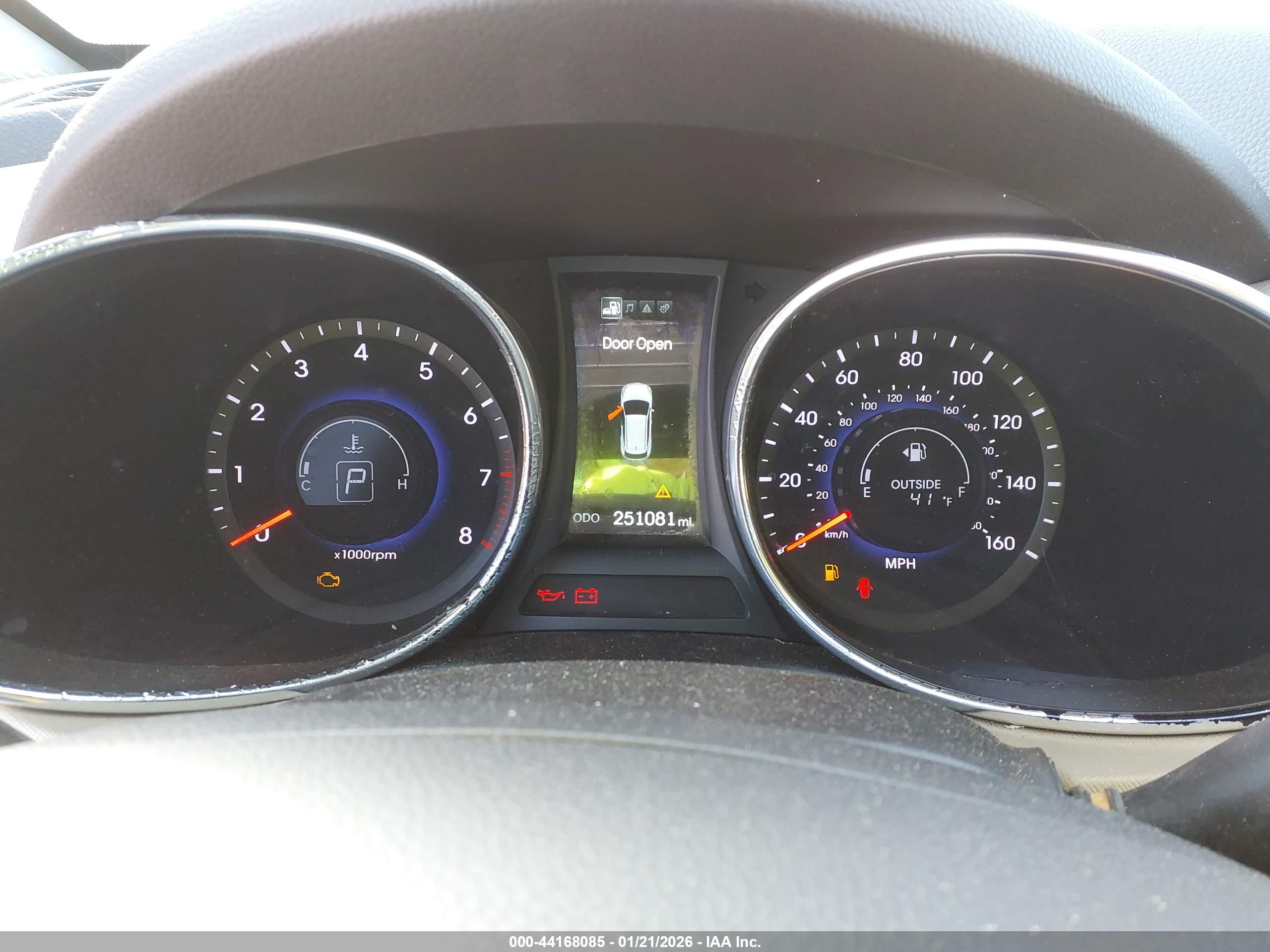 HYUNDAI SANTA image 7