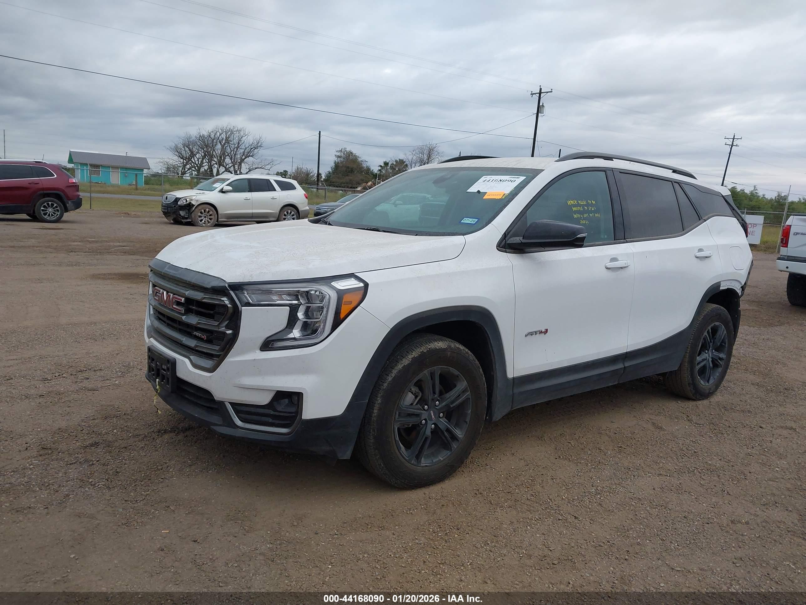 GMC TERRAIN image 2