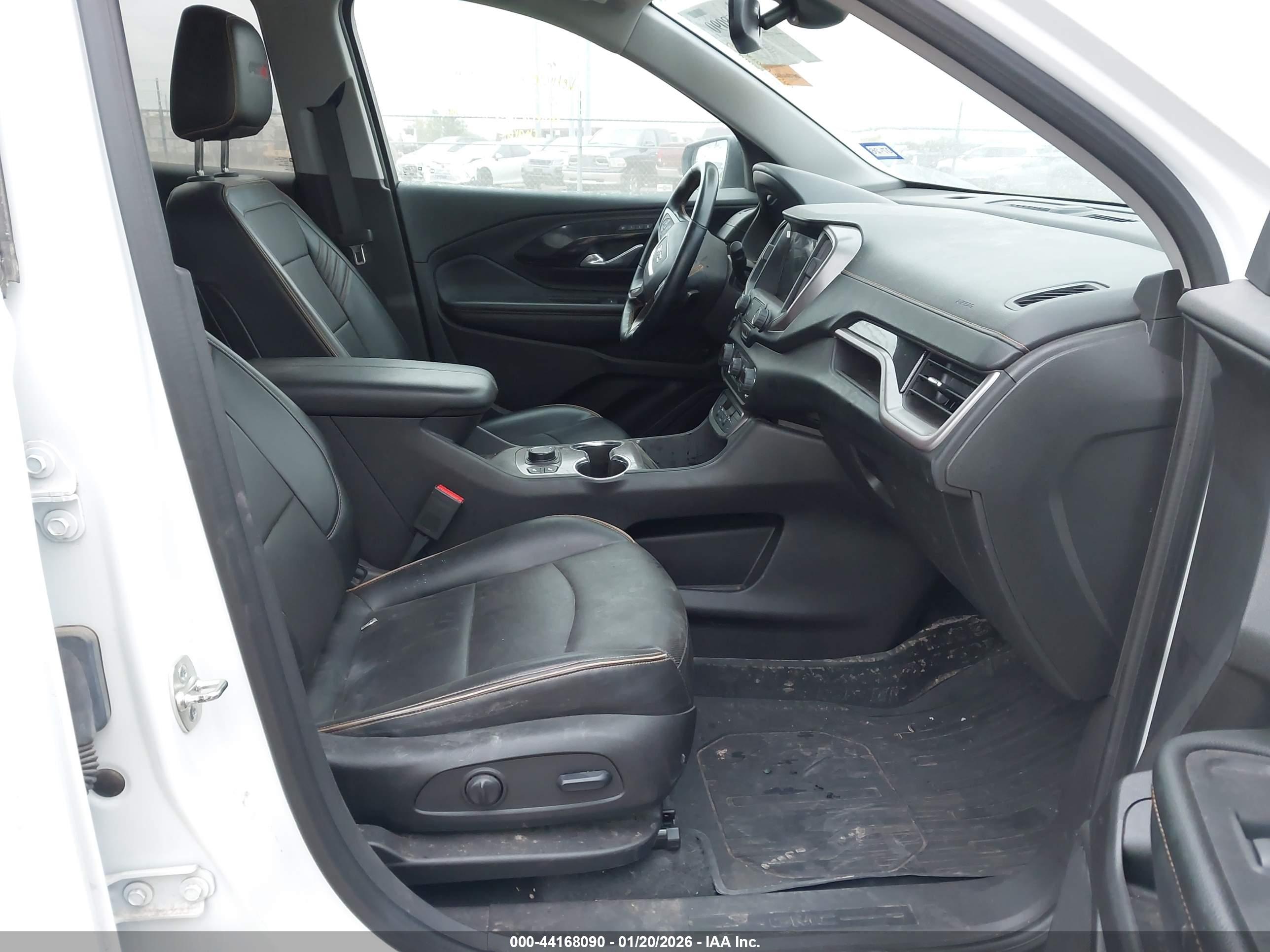 GMC TERRAIN image 5