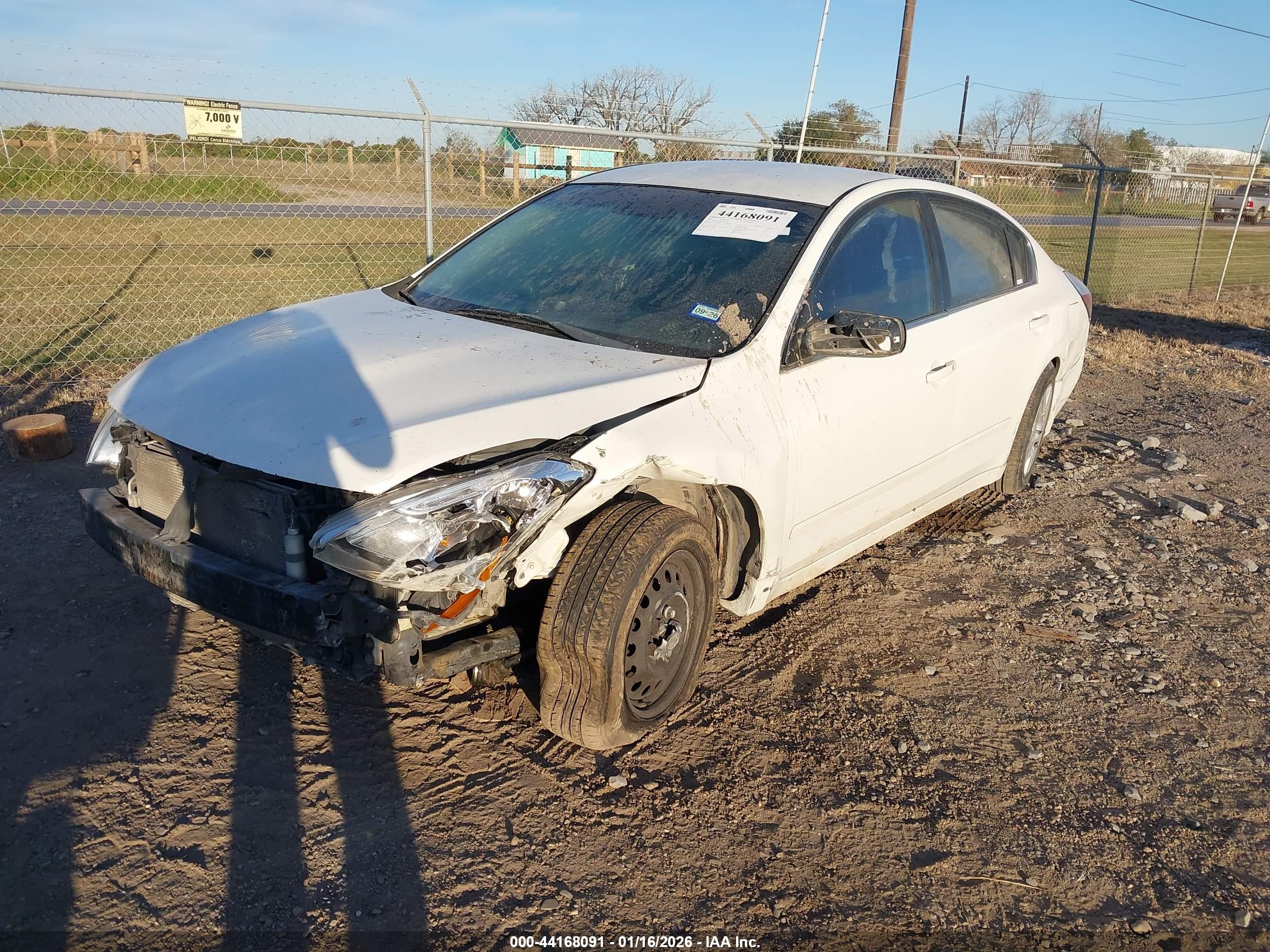 NISSAN ALTIMA image 2
