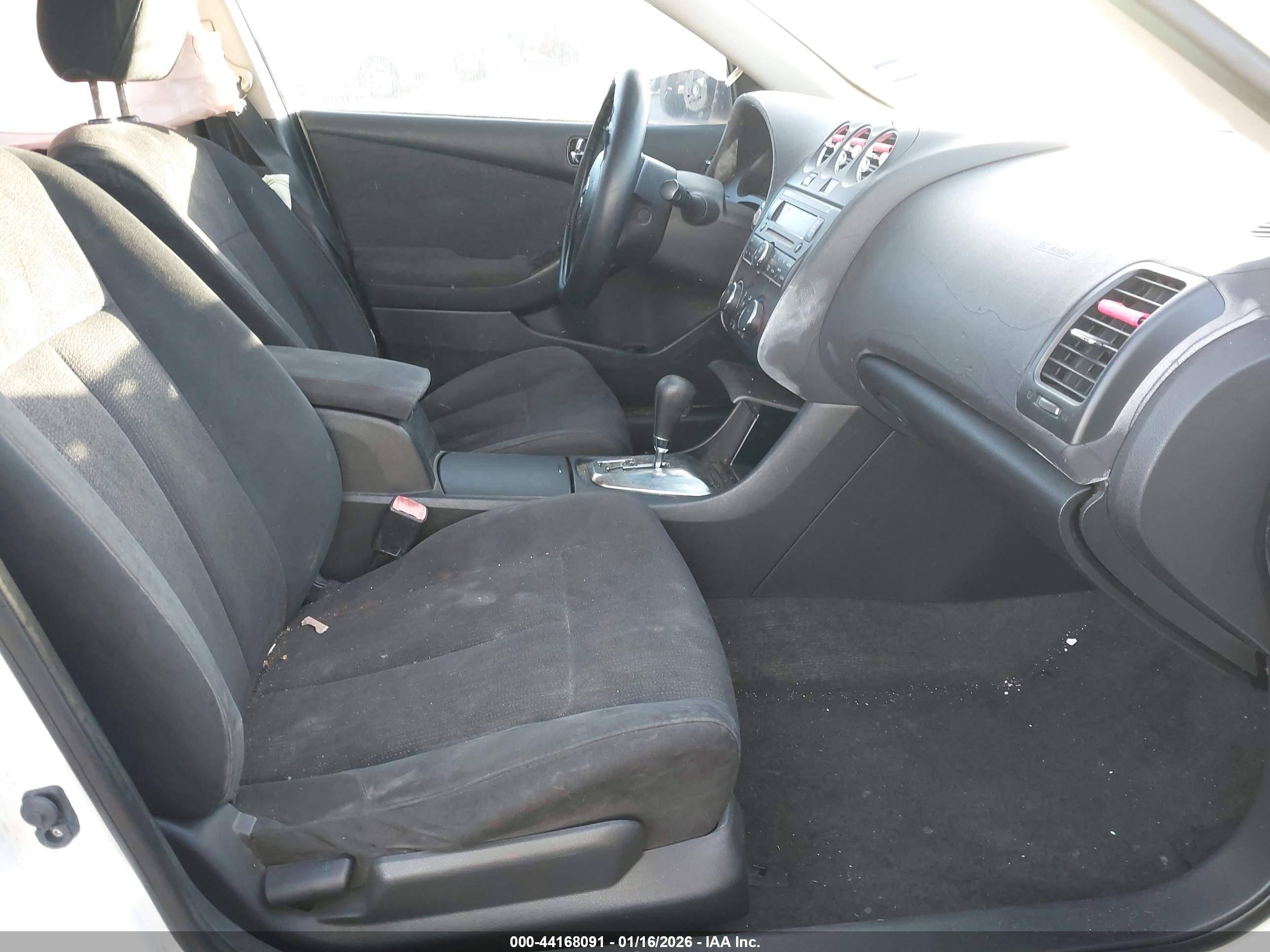NISSAN ALTIMA image 5