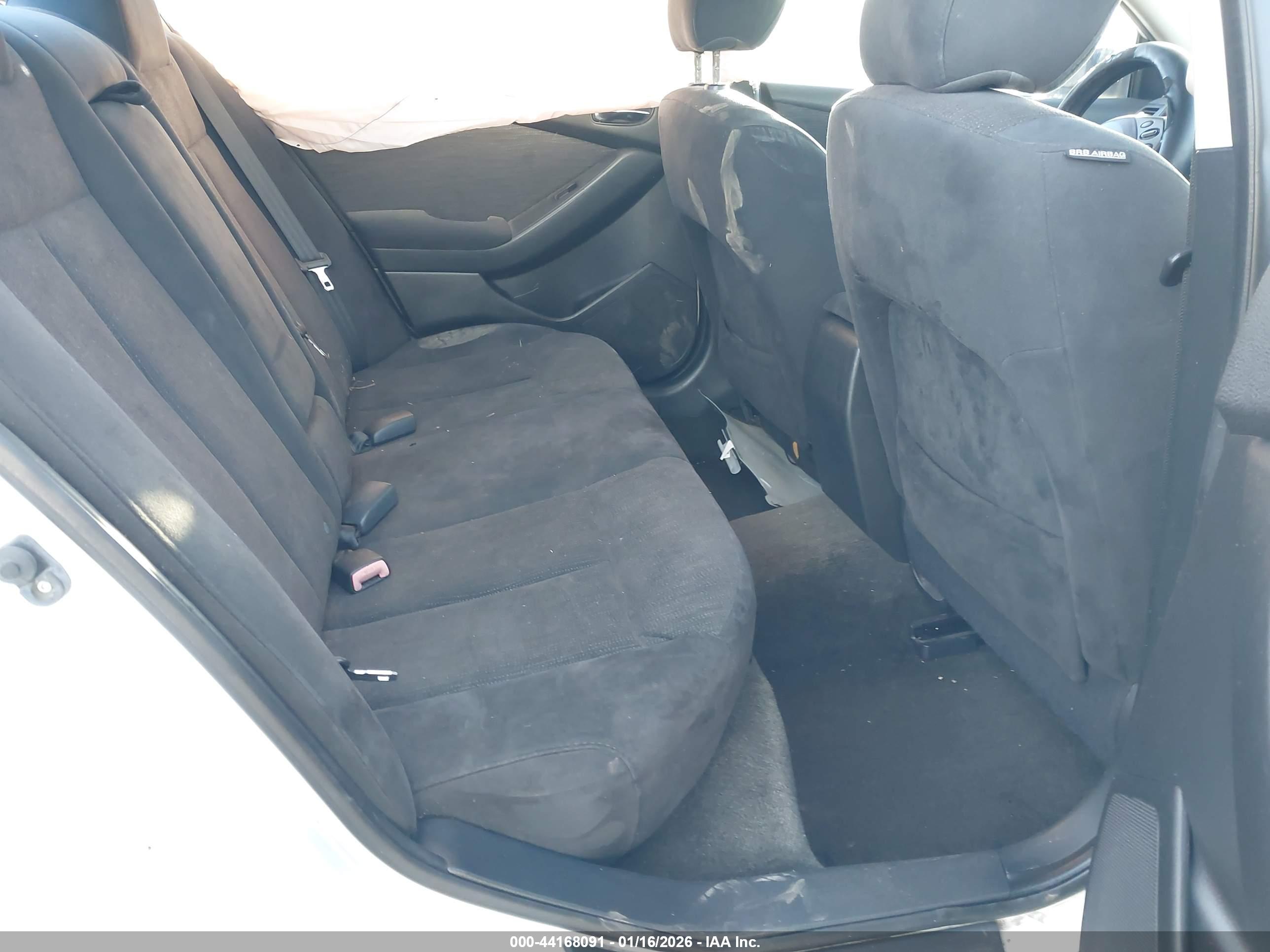 NISSAN ALTIMA image 8