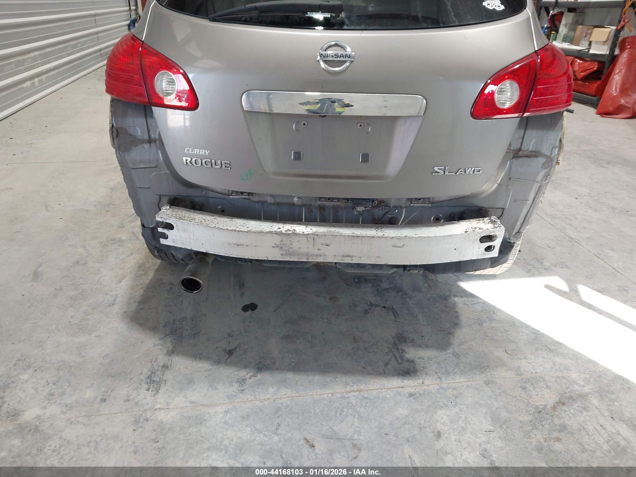 NISSAN ROGUE image 6