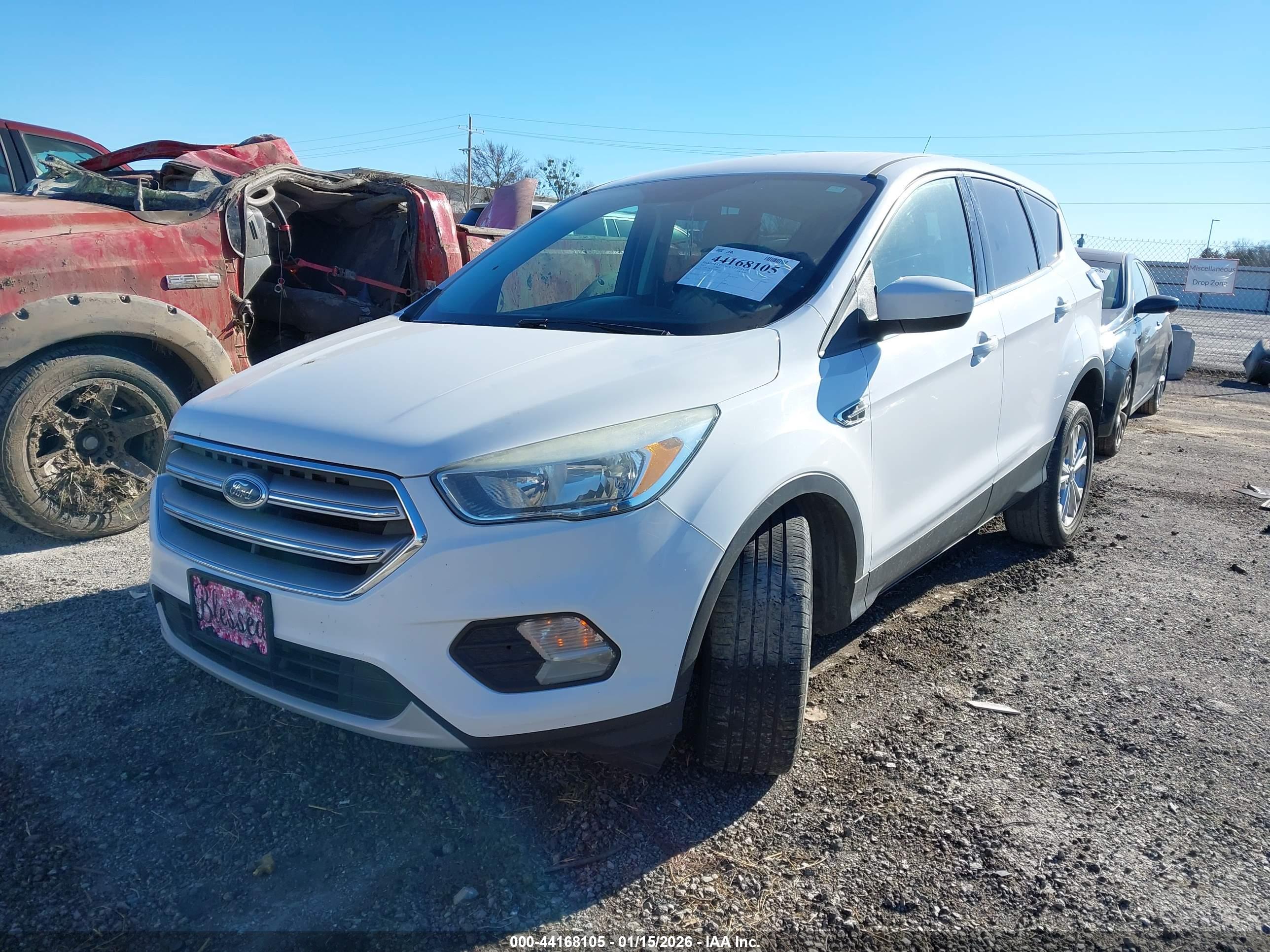 FORD ESCAPE image 2
