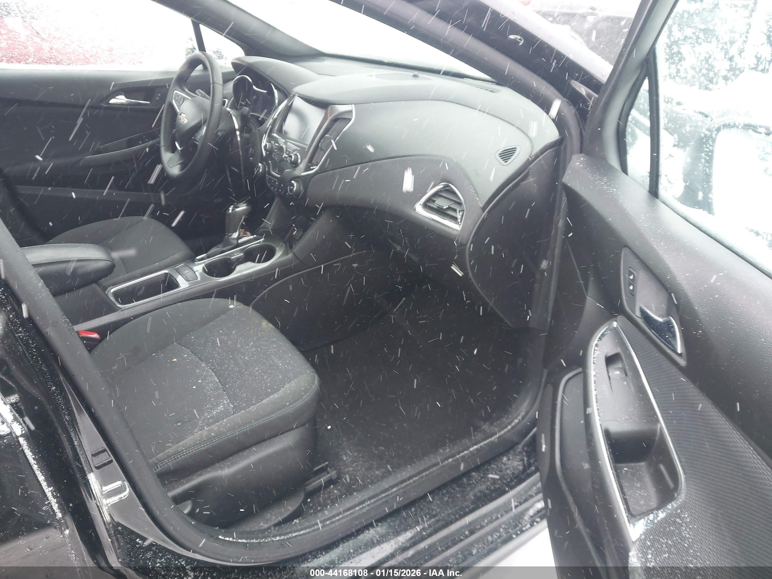 CHEVROLET CRUZE image 5