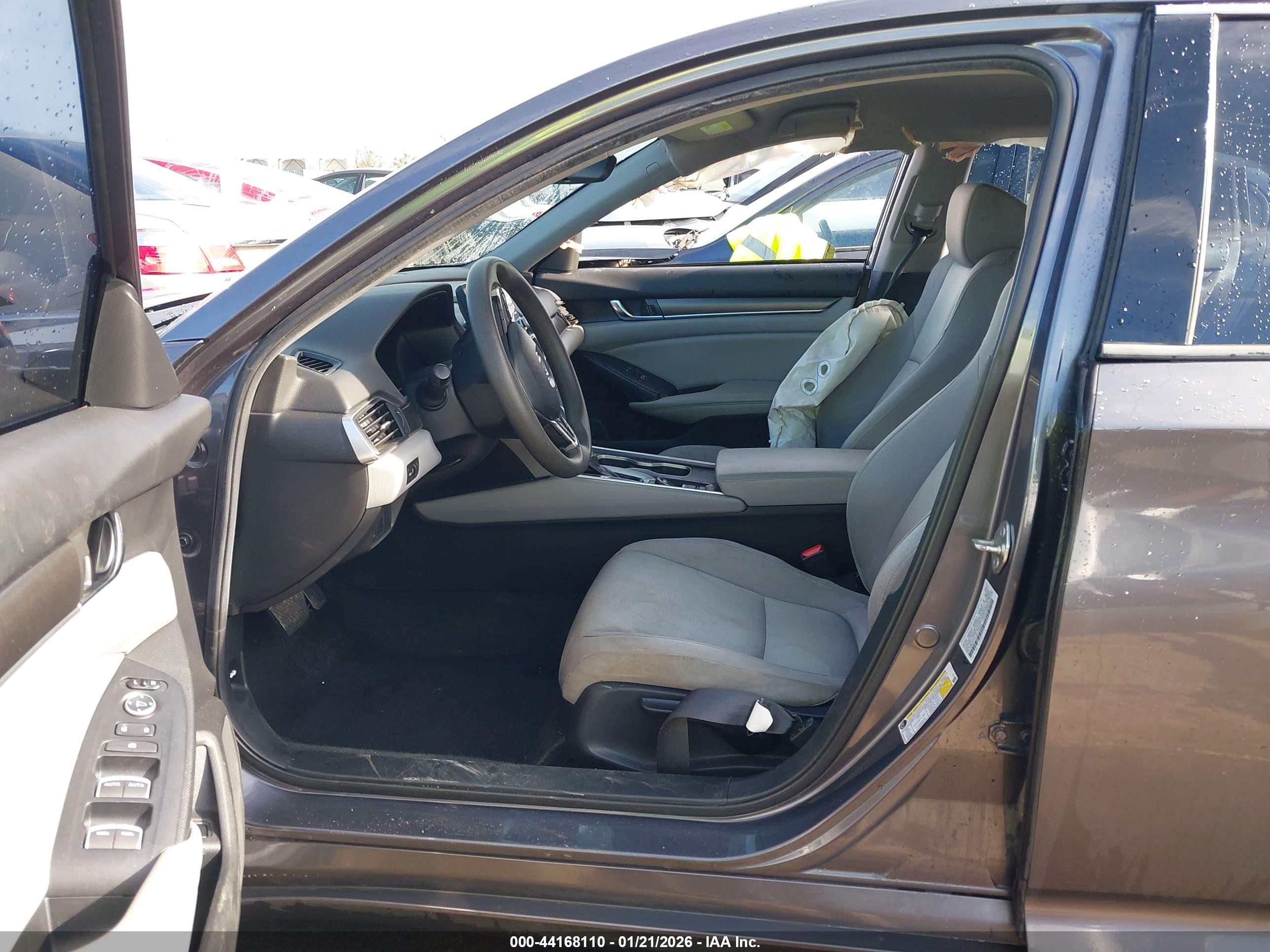 HONDA ACCORD image 5