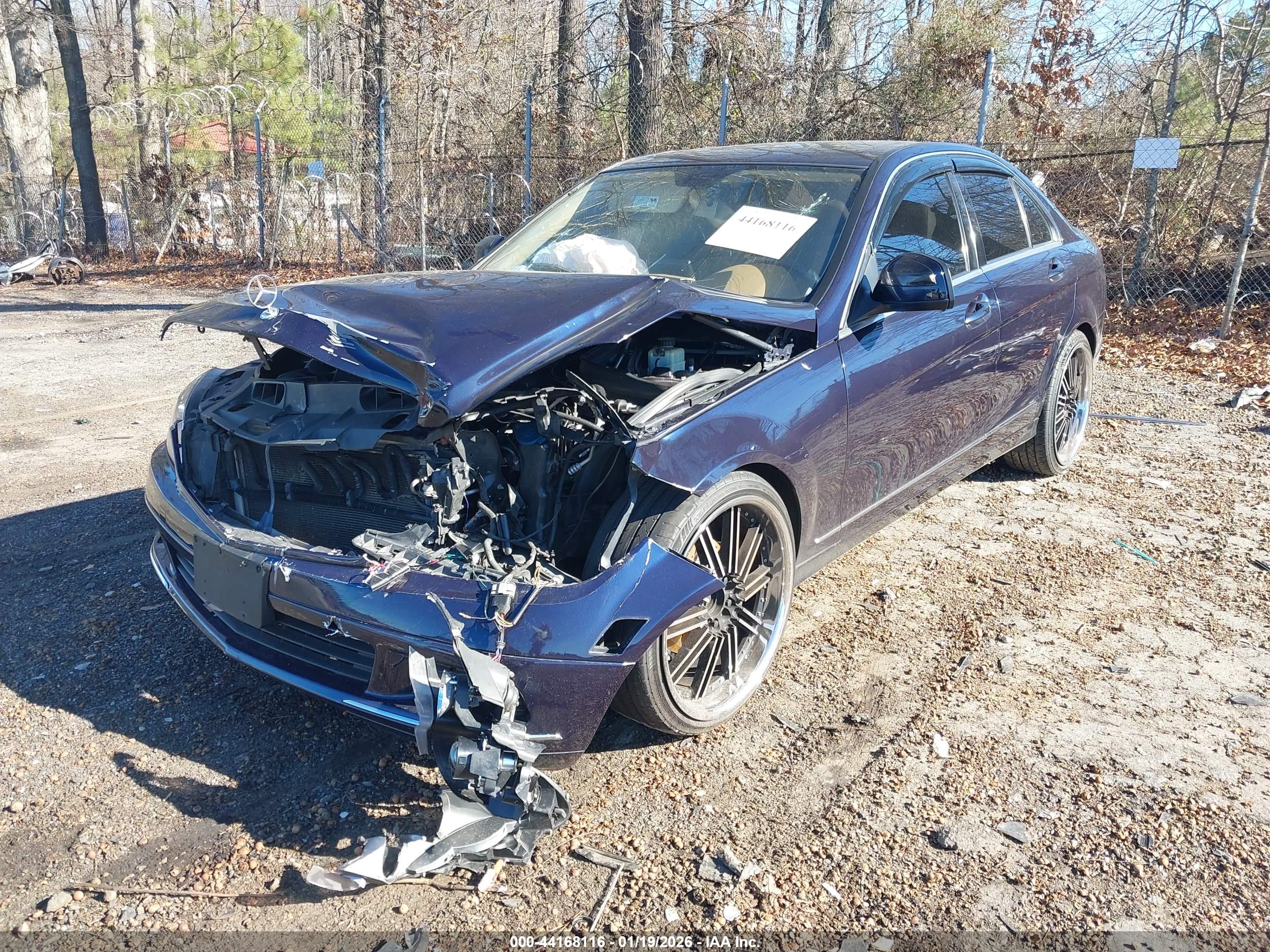 MERCEDES-BENZ C image 2