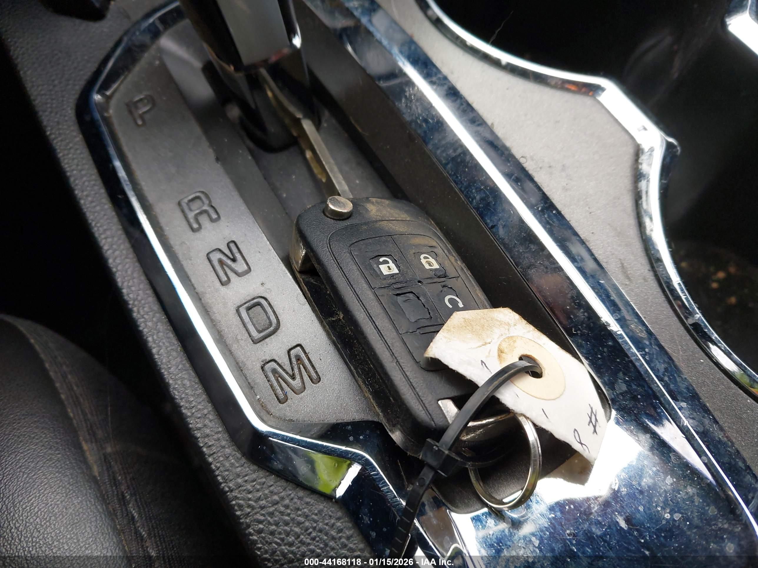 CHEVROLET EQUINOX image 11