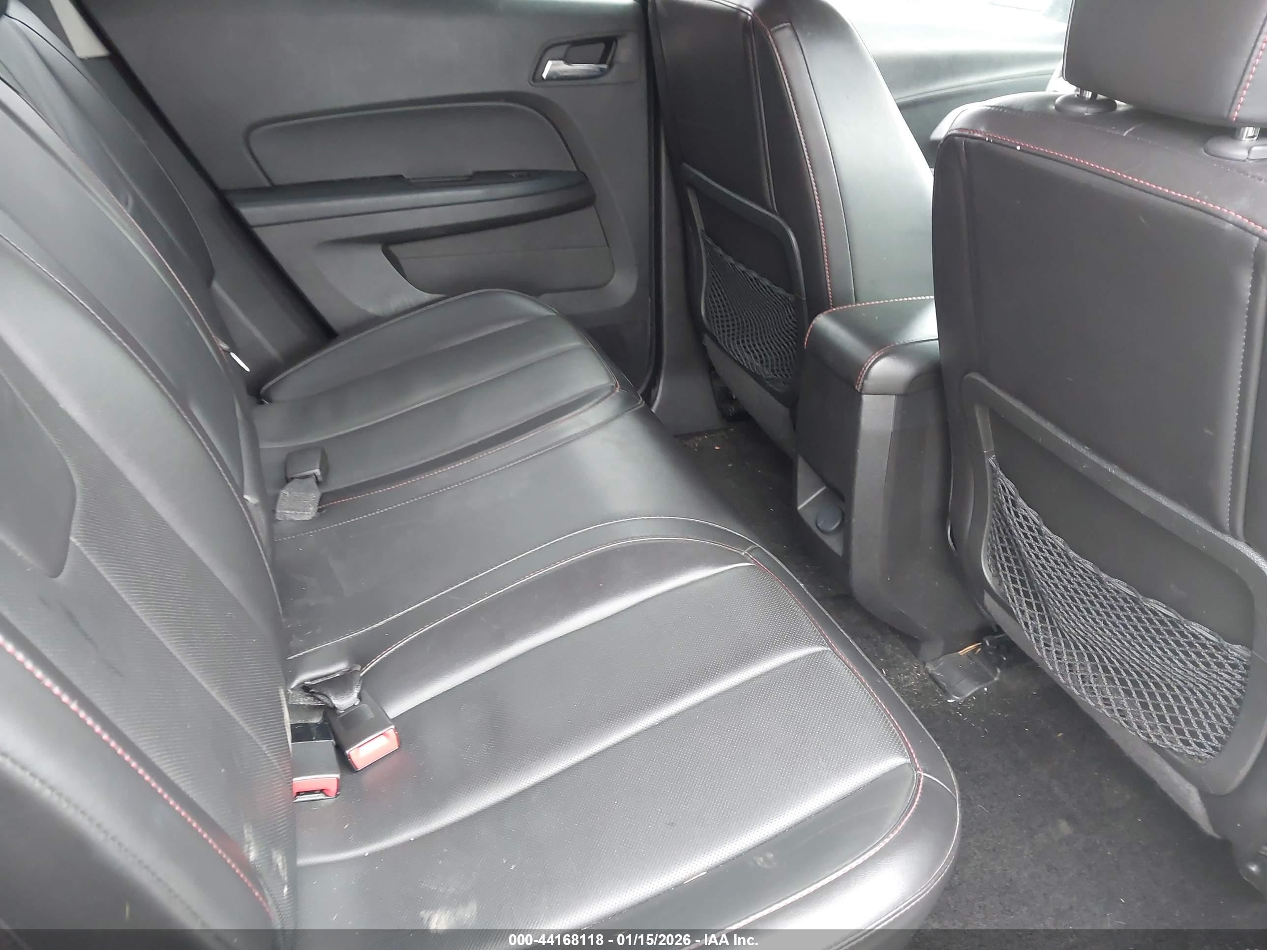 CHEVROLET EQUINOX image 8