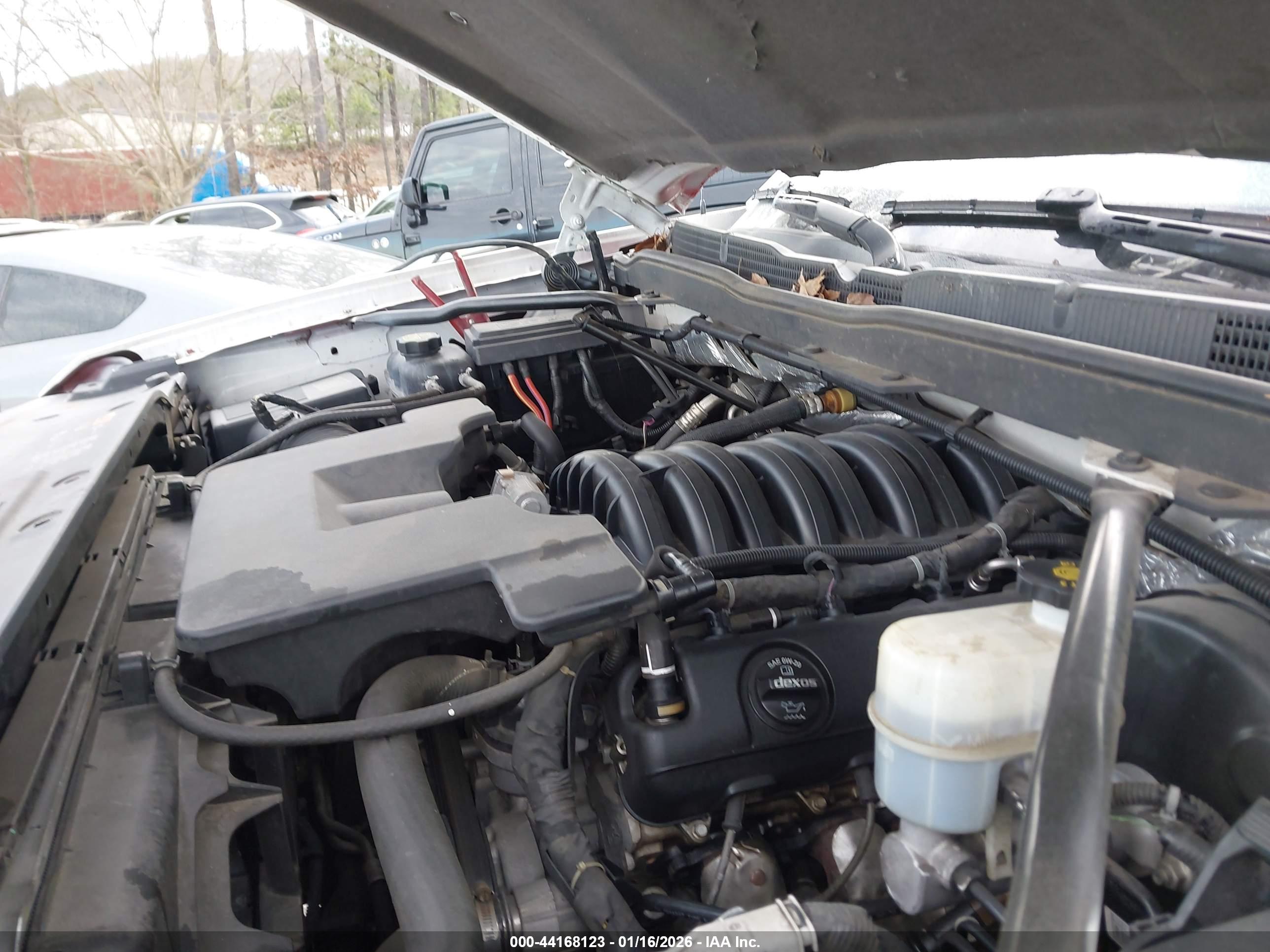 CHEVROLET SILVERADO image 10