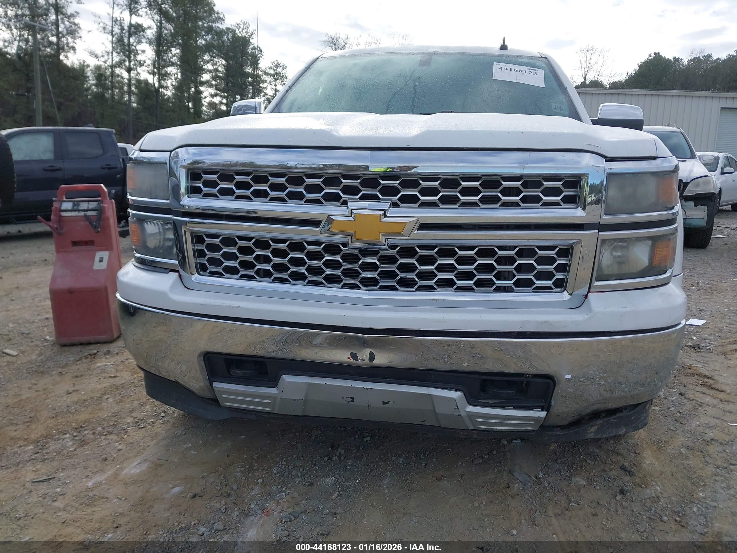 CHEVROLET SILVERADO image 6