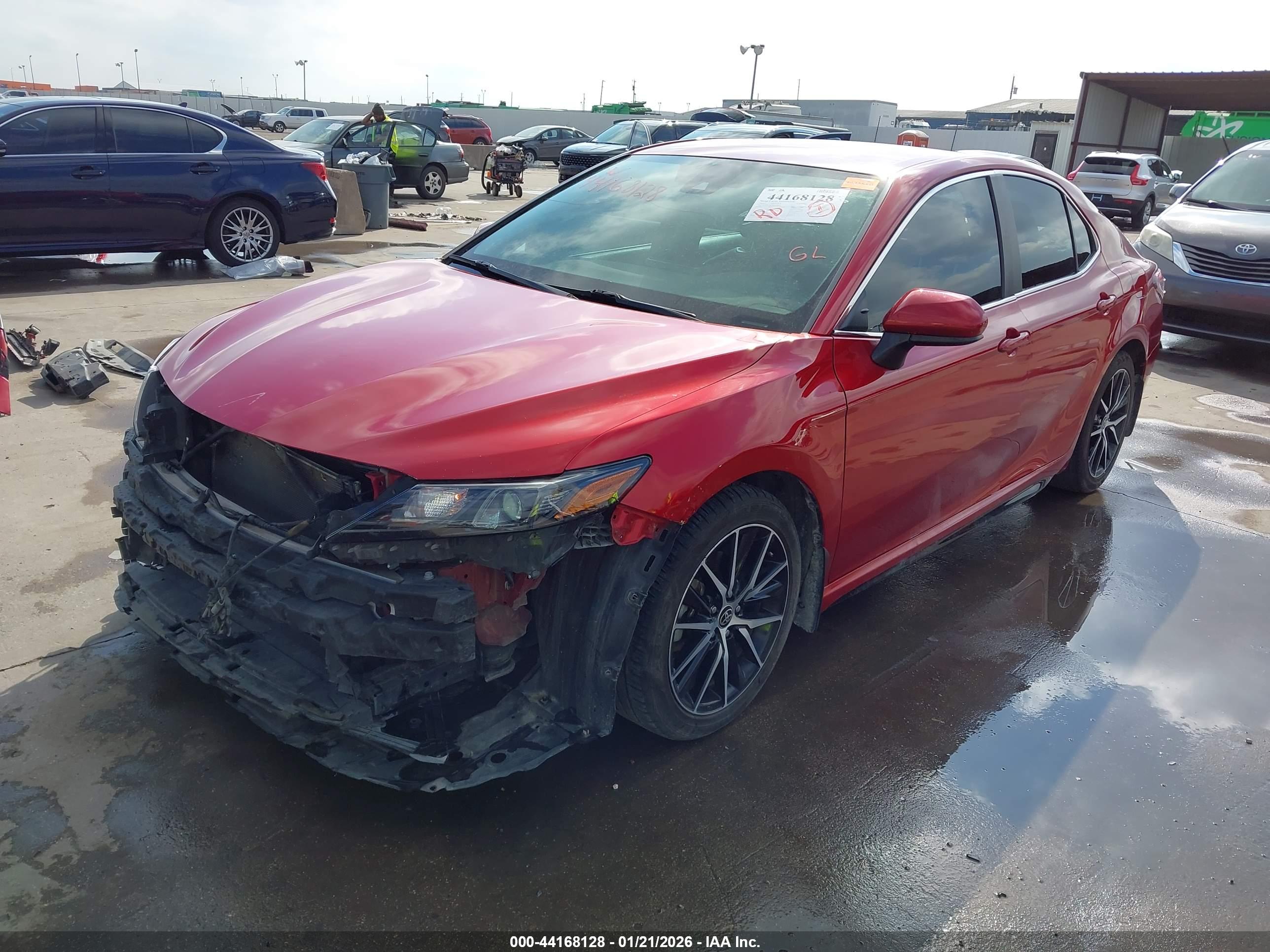 TOYOTA CAMRY image 2