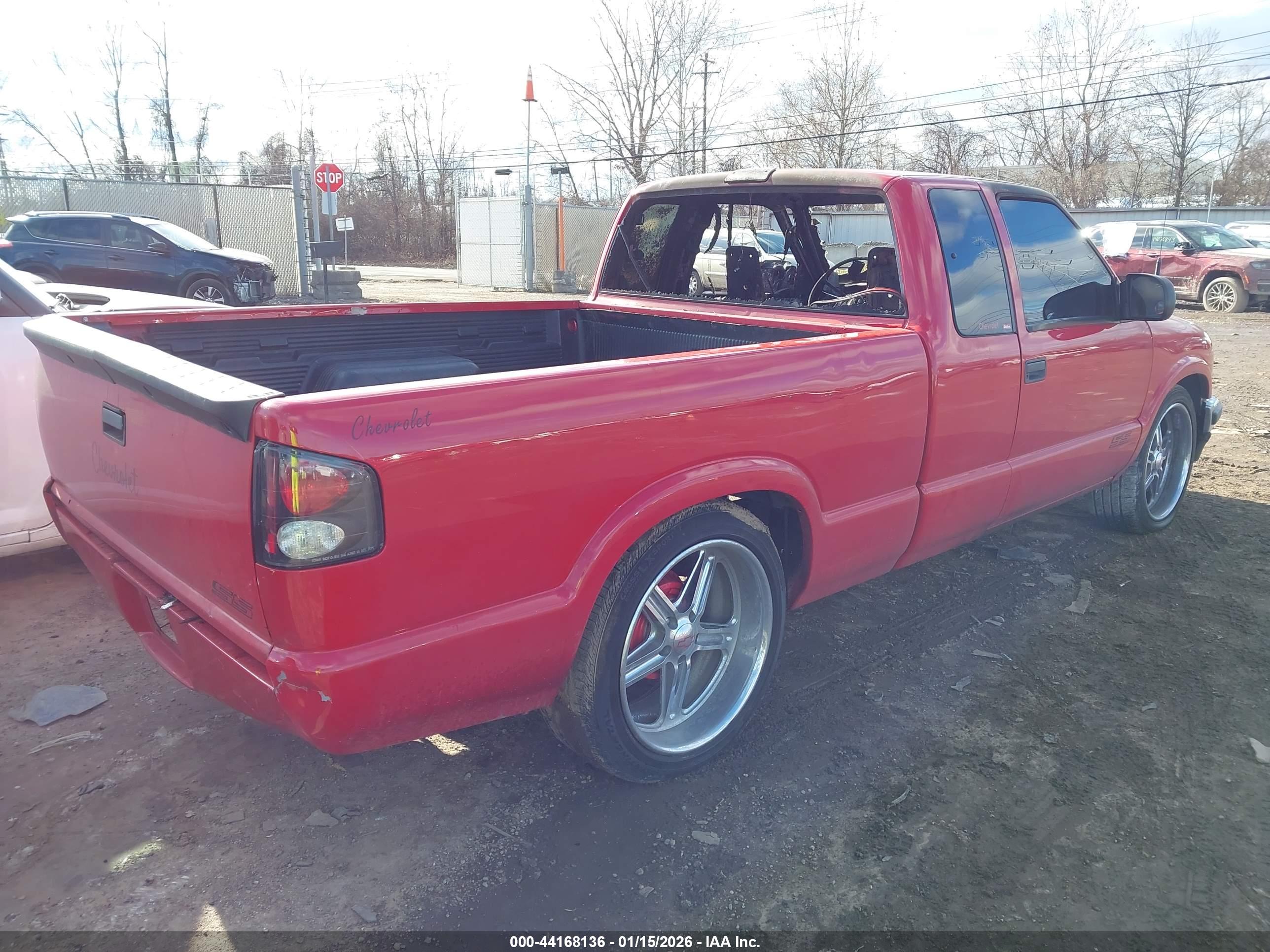 GMC SONOMA image 4