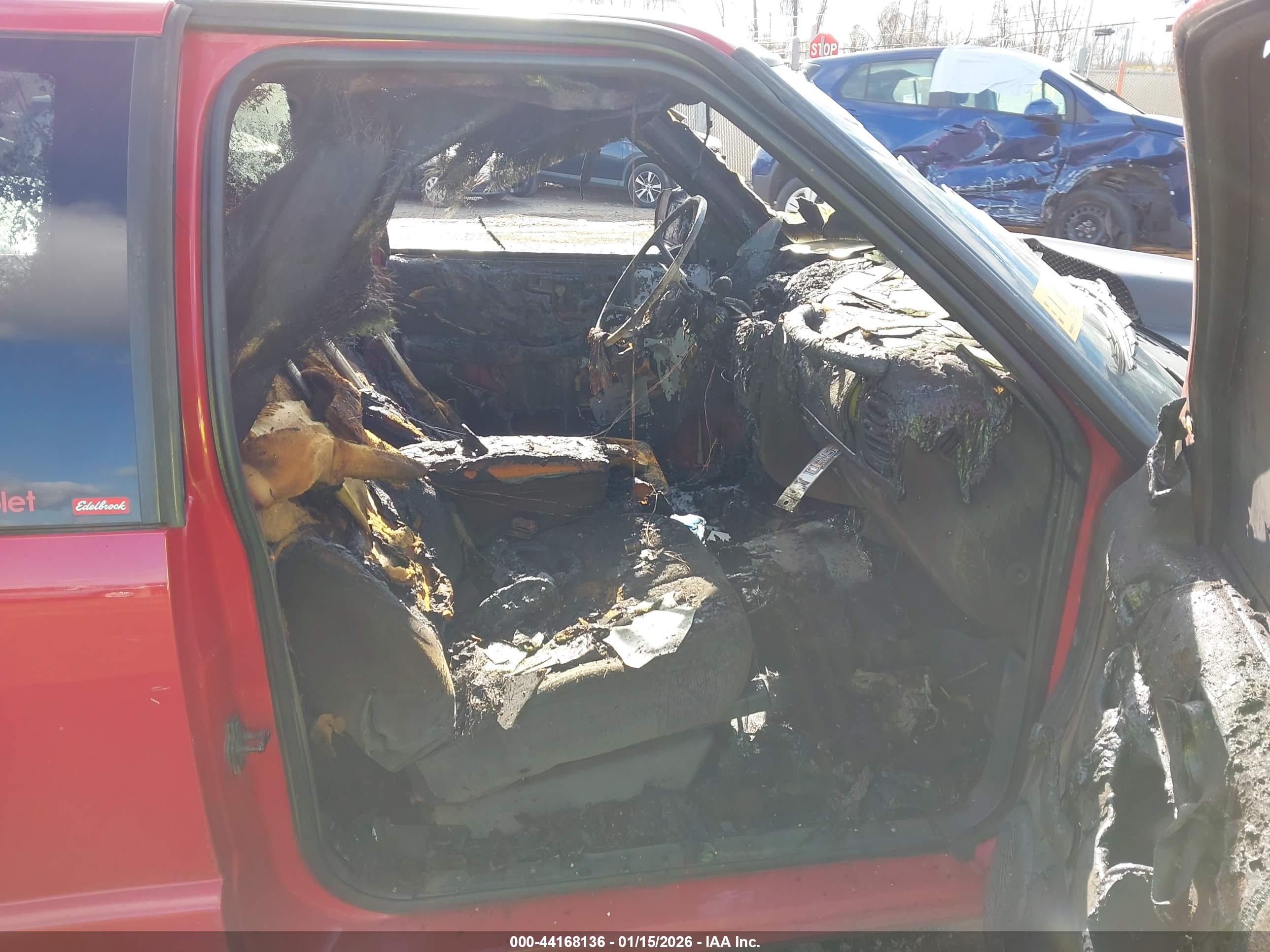 GMC SONOMA image 5