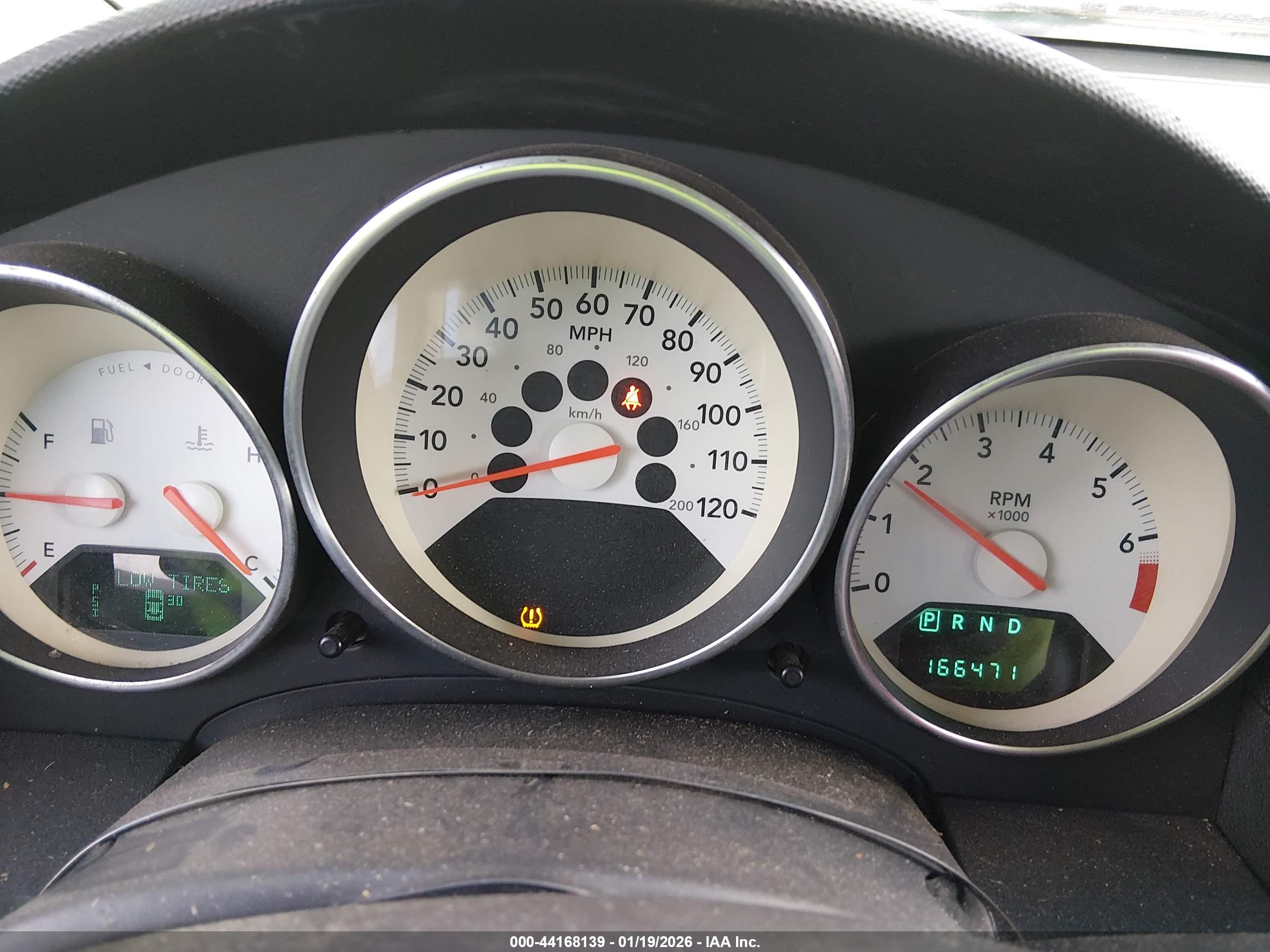 DODGE CALIBER image 7