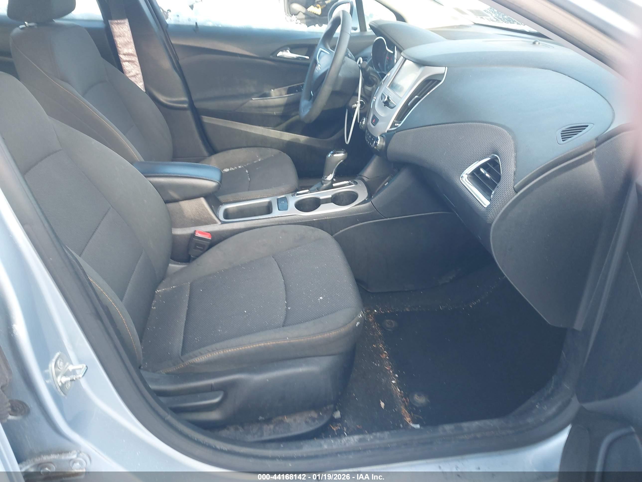 CHEVROLET CRUZE image 5