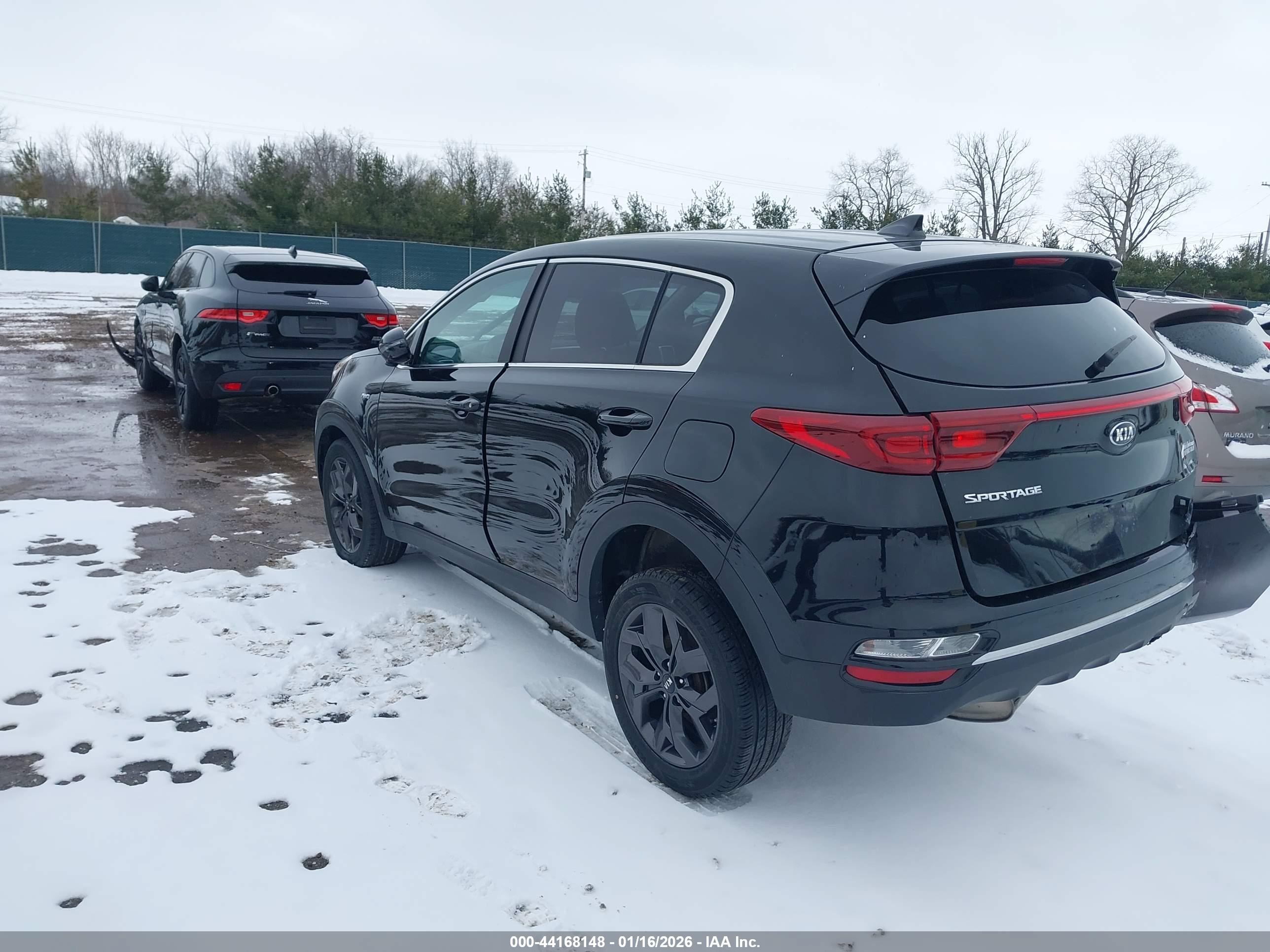 KIA SPORTAGE image 3
