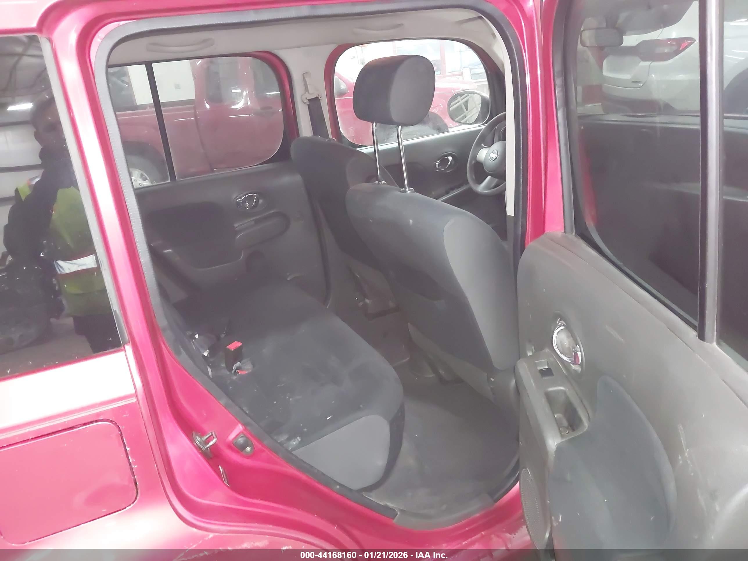NISSAN CUBE image 8