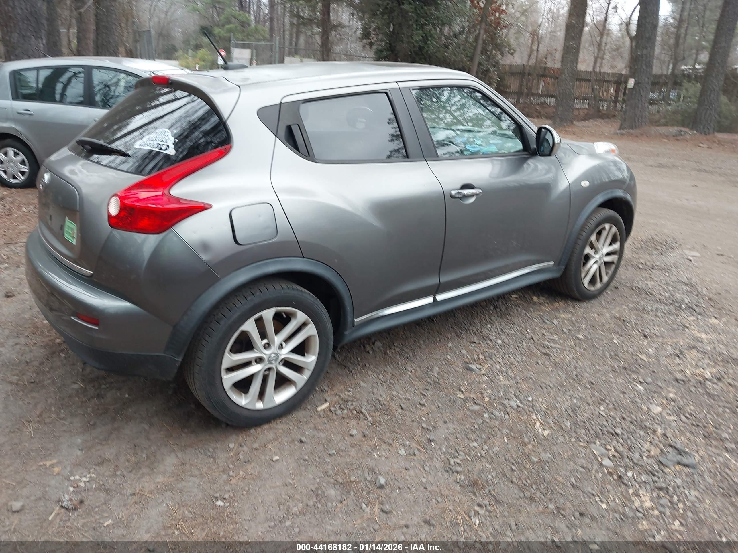 NISSAN JUKE image 4