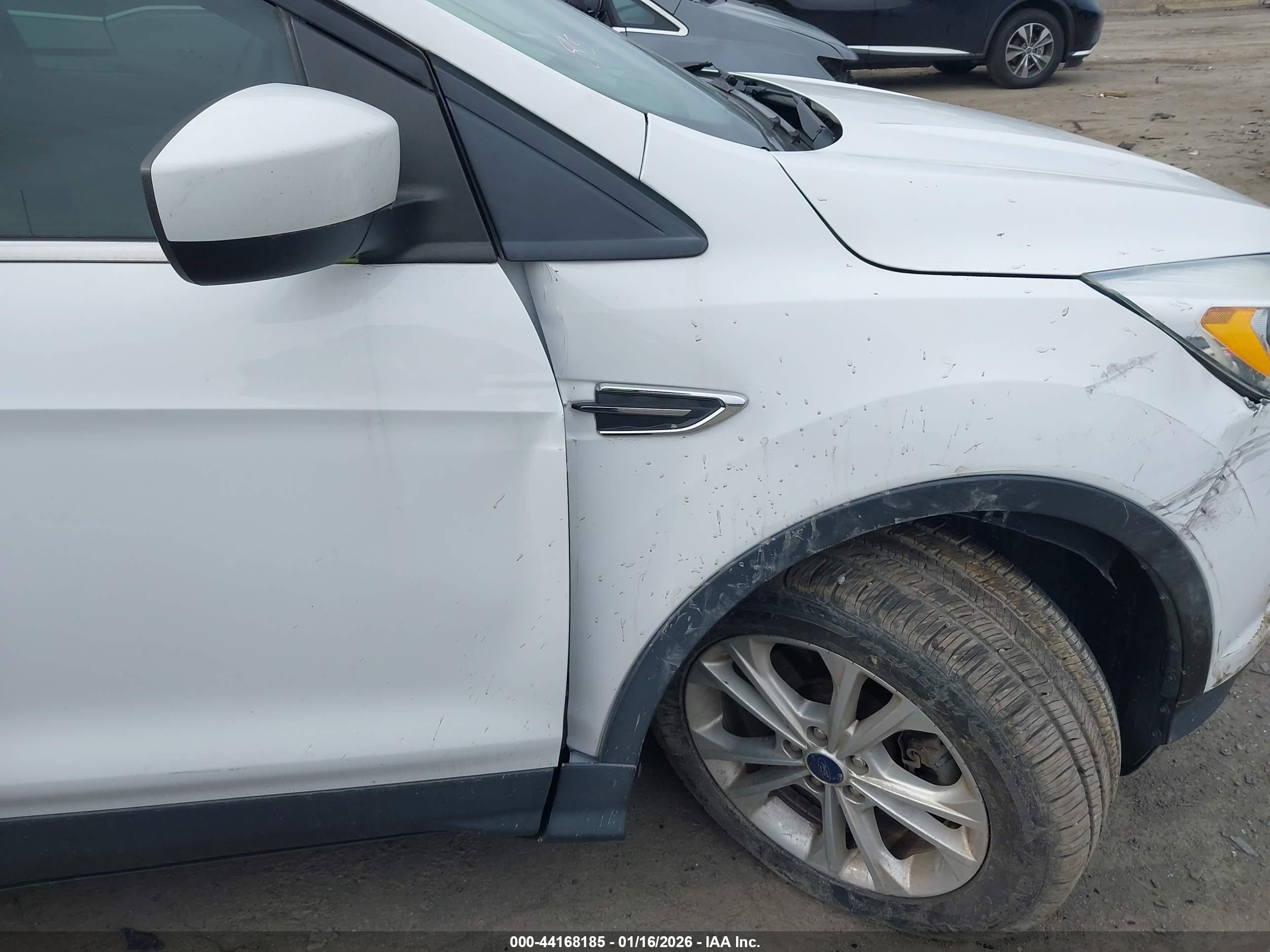 FORD ESCAPE image 6