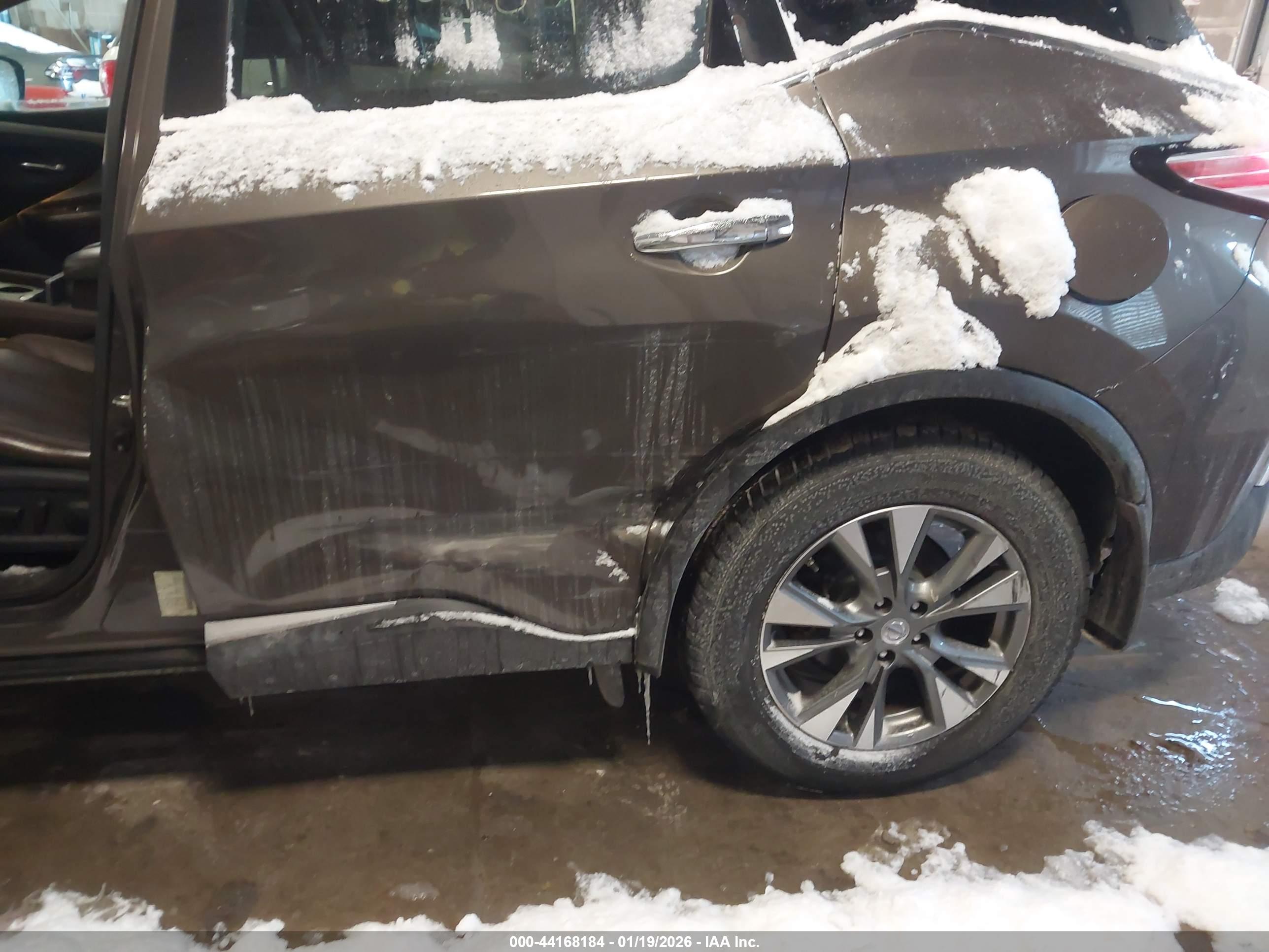 NISSAN MURANO image 6