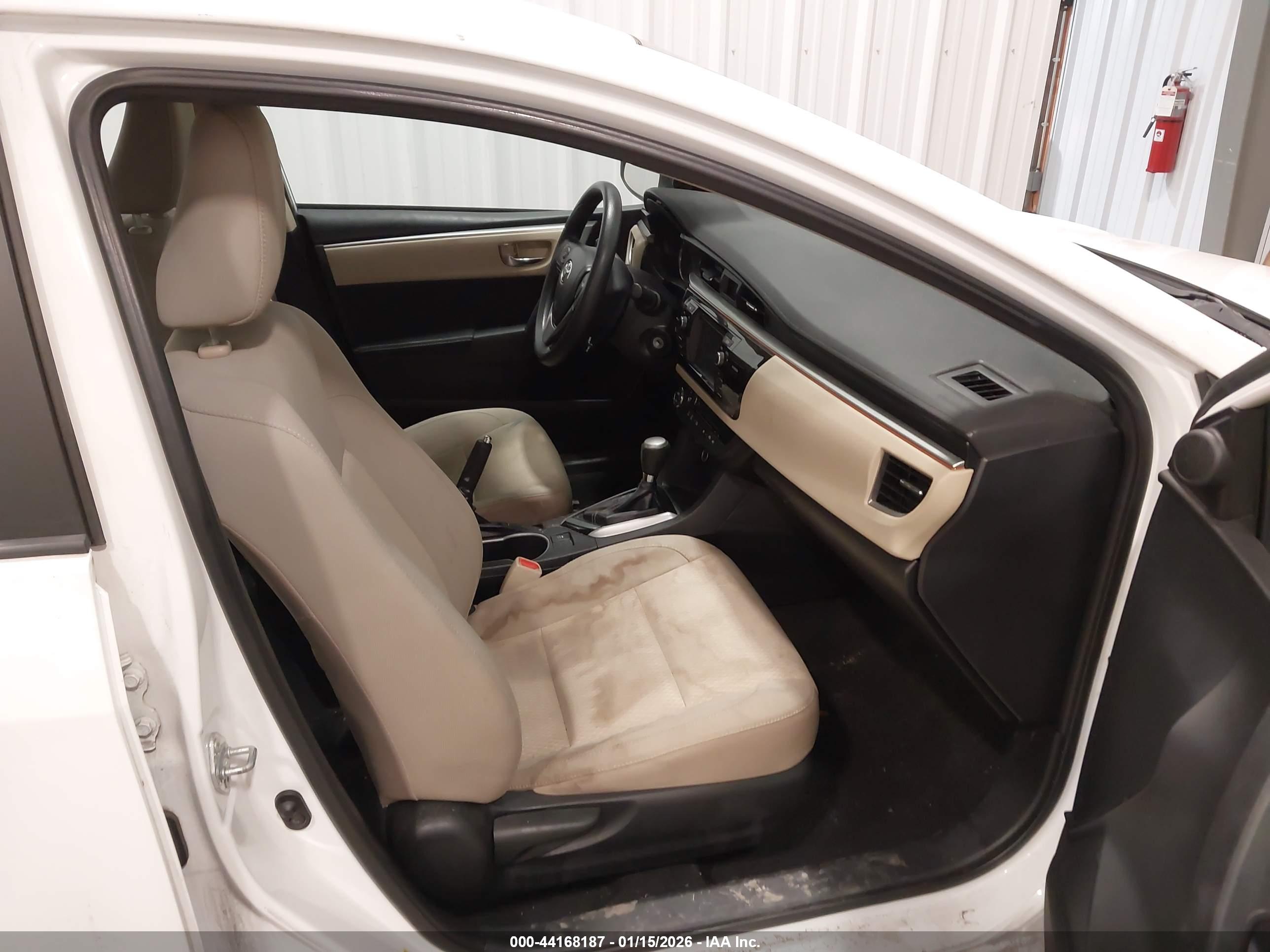 TOYOTA COROLLA image 5
