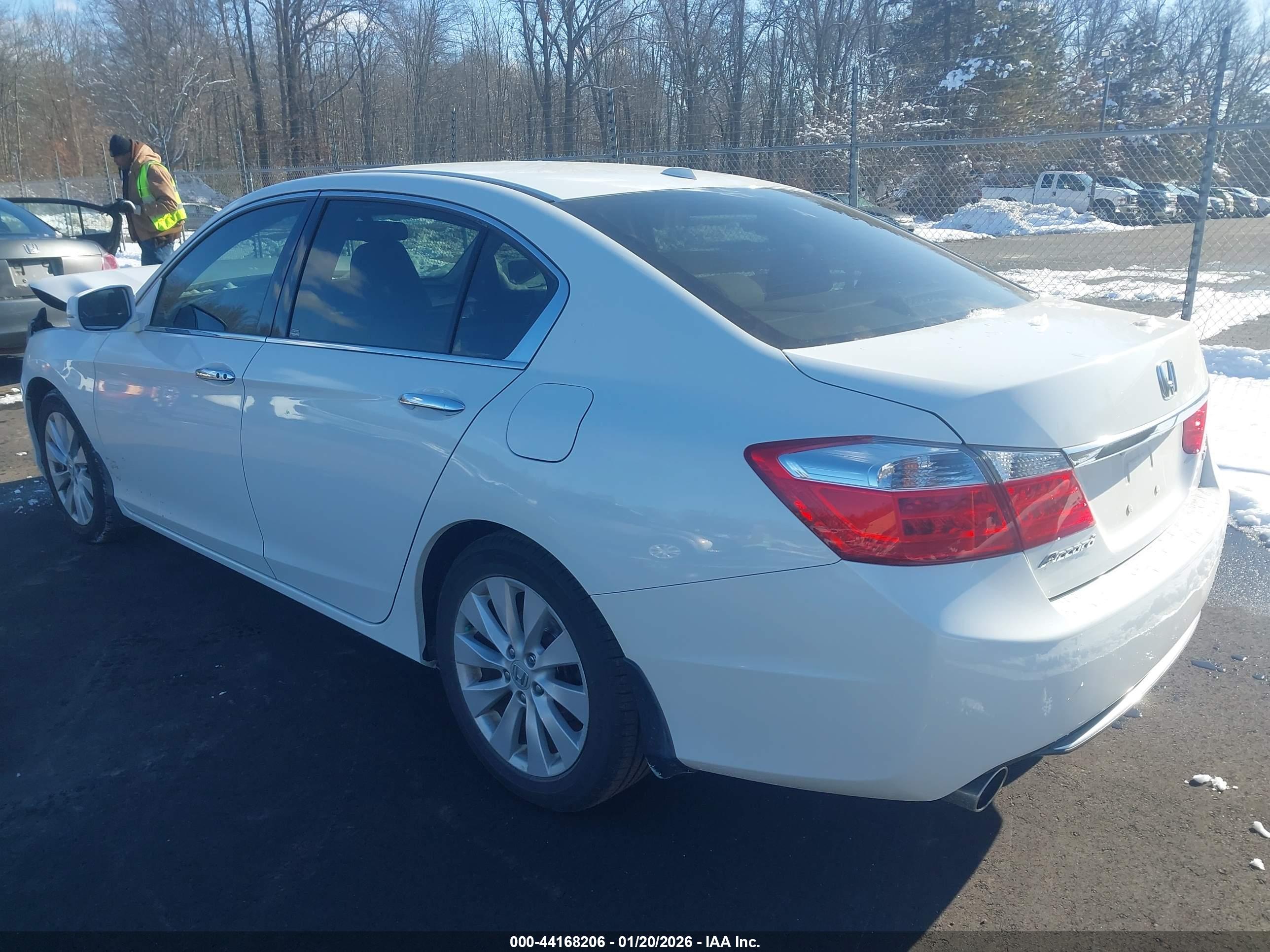 HONDA ACCORD image 3
