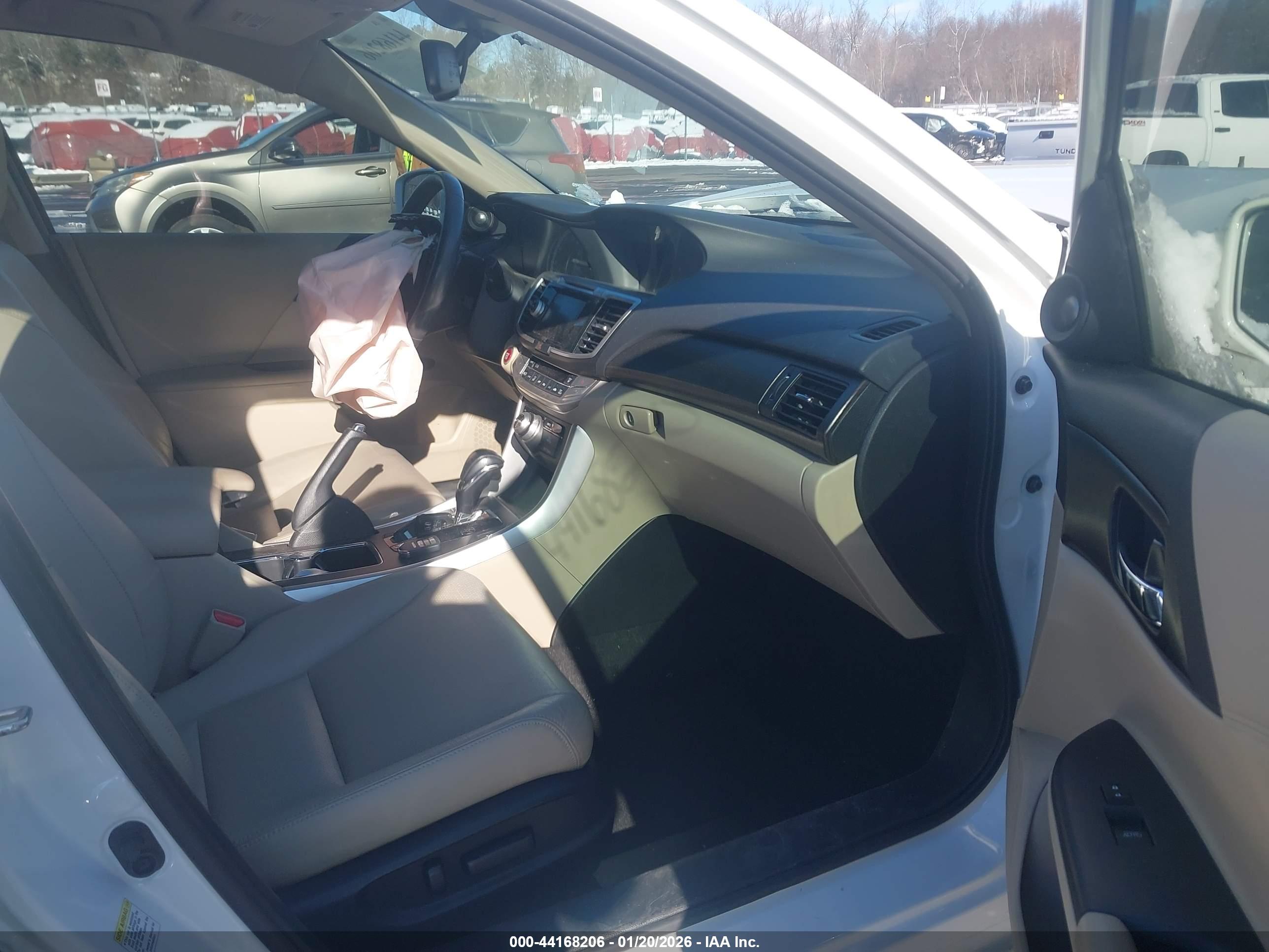 HONDA ACCORD image 5