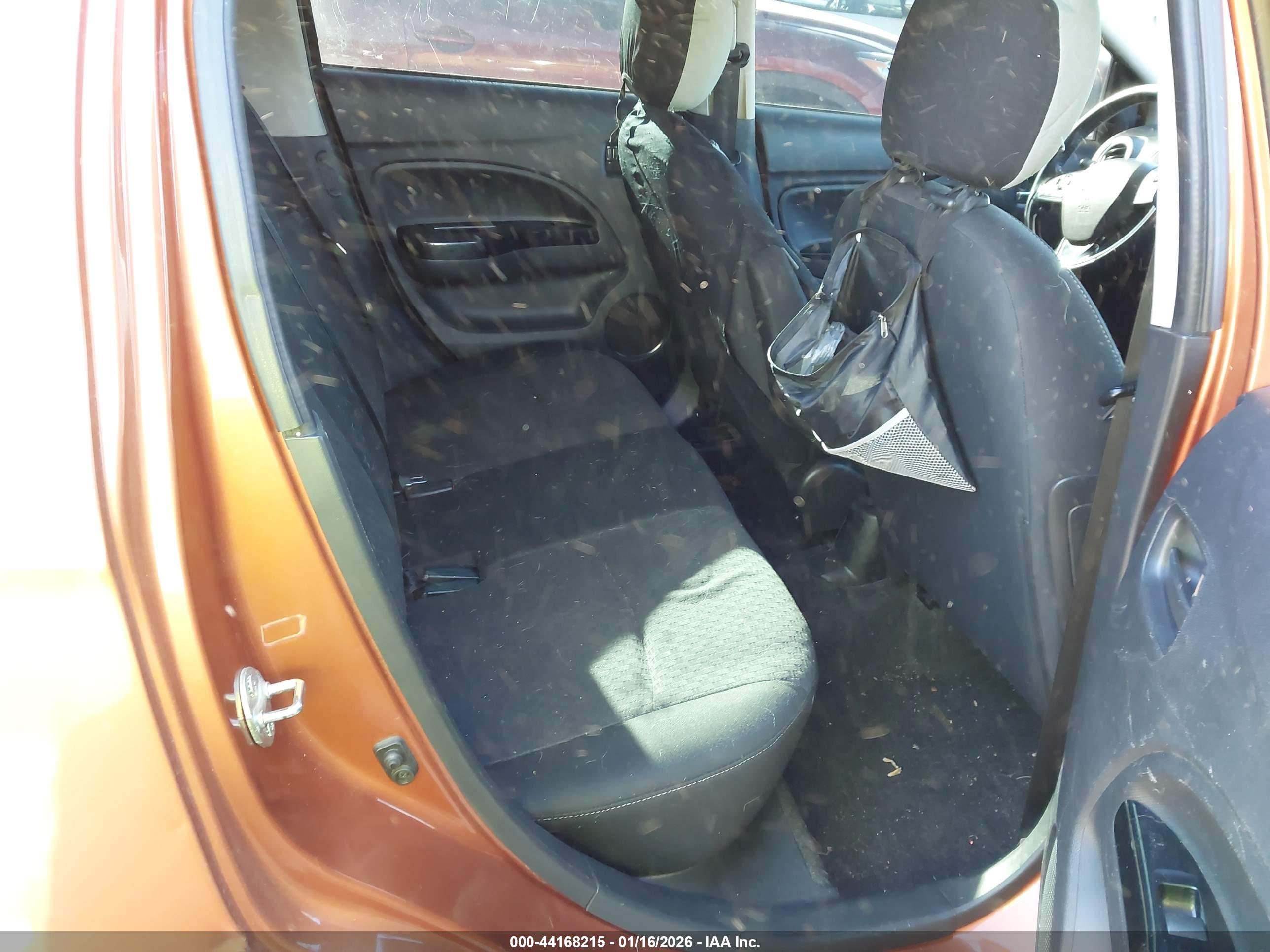 MITSUBISHI MIRAGE image 8