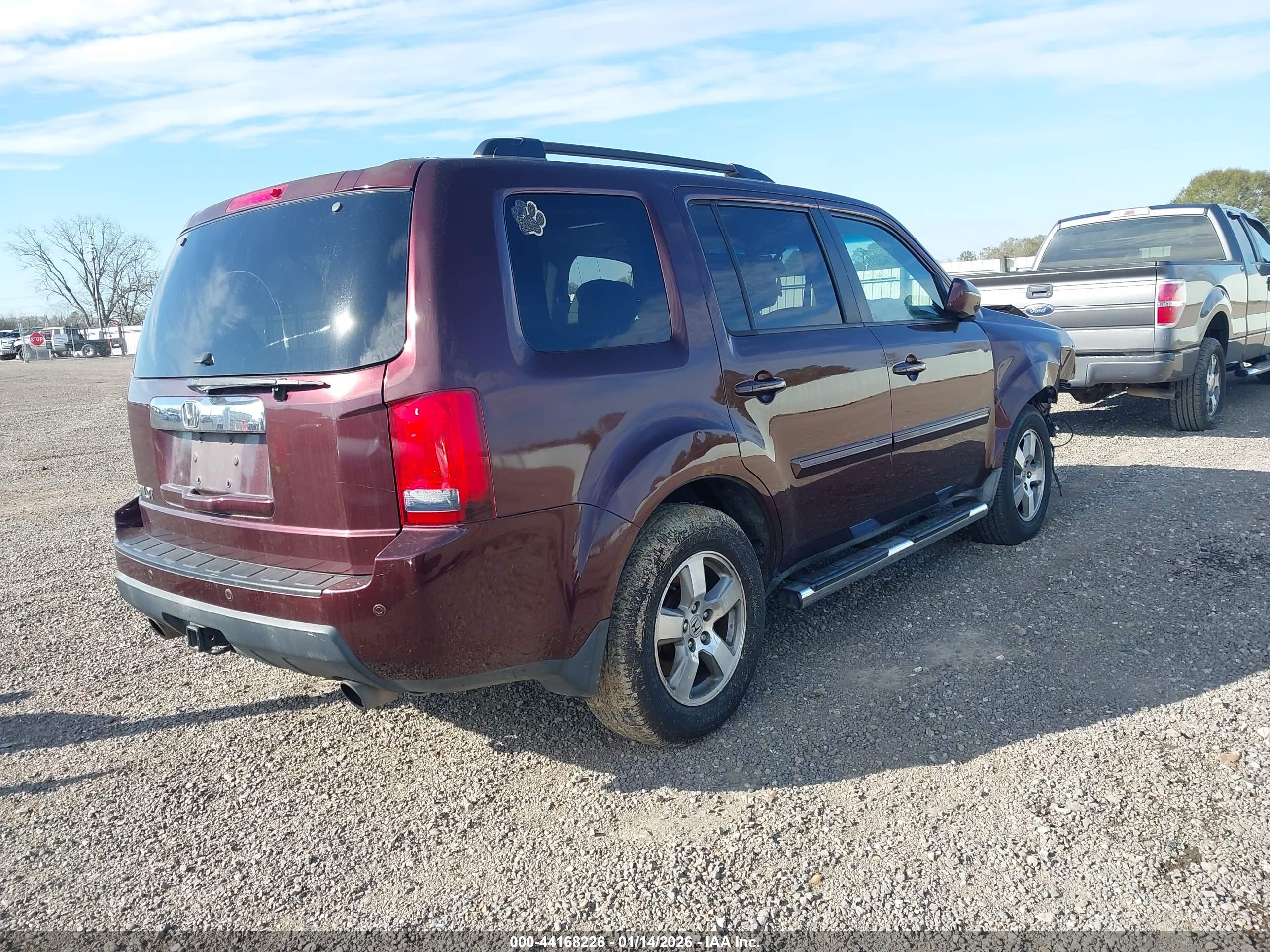 HONDA PILOT image 4