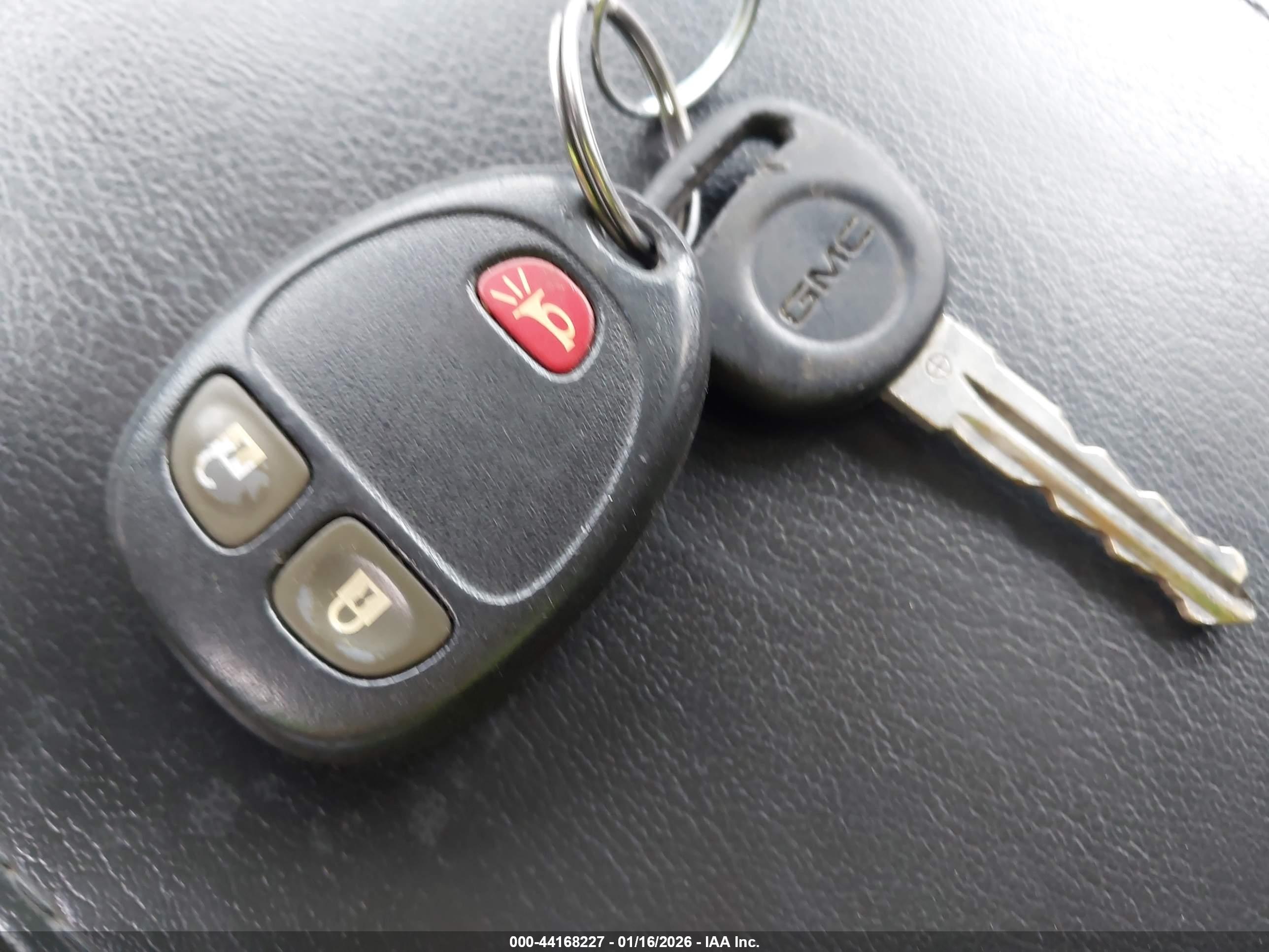GMC ACADIA image 11