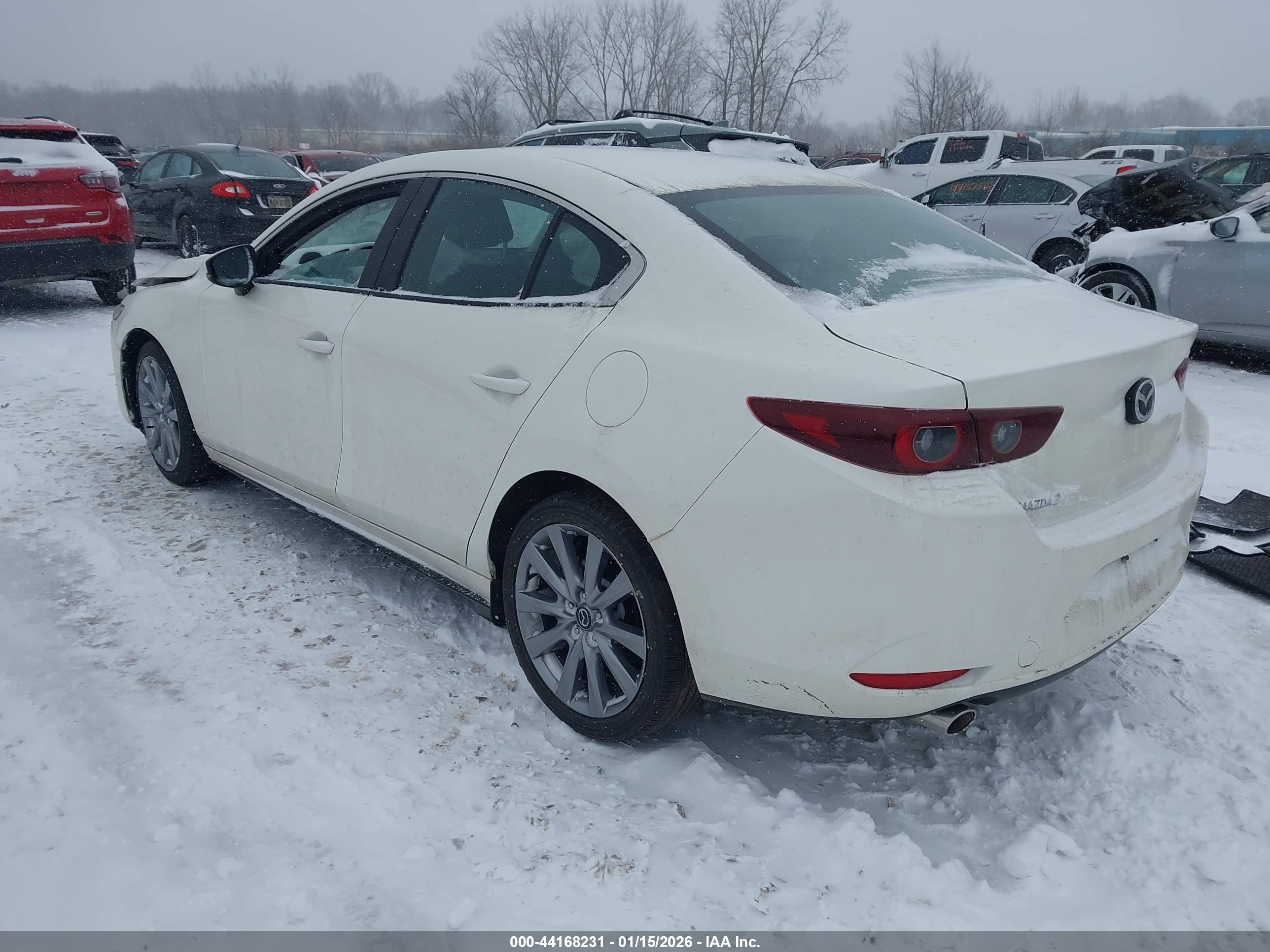MAZDA MAZDA3 image 3