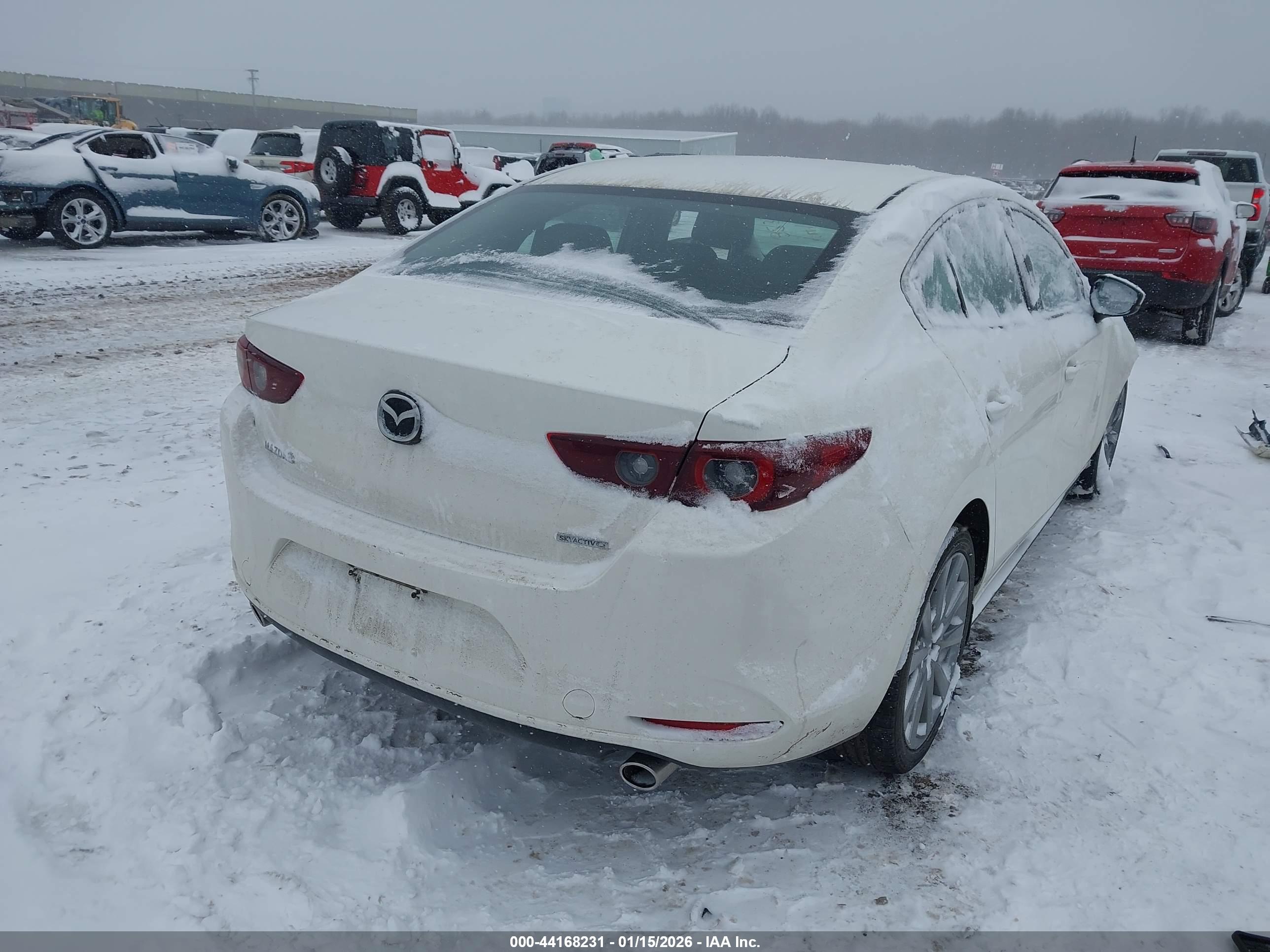 MAZDA MAZDA3 image 4