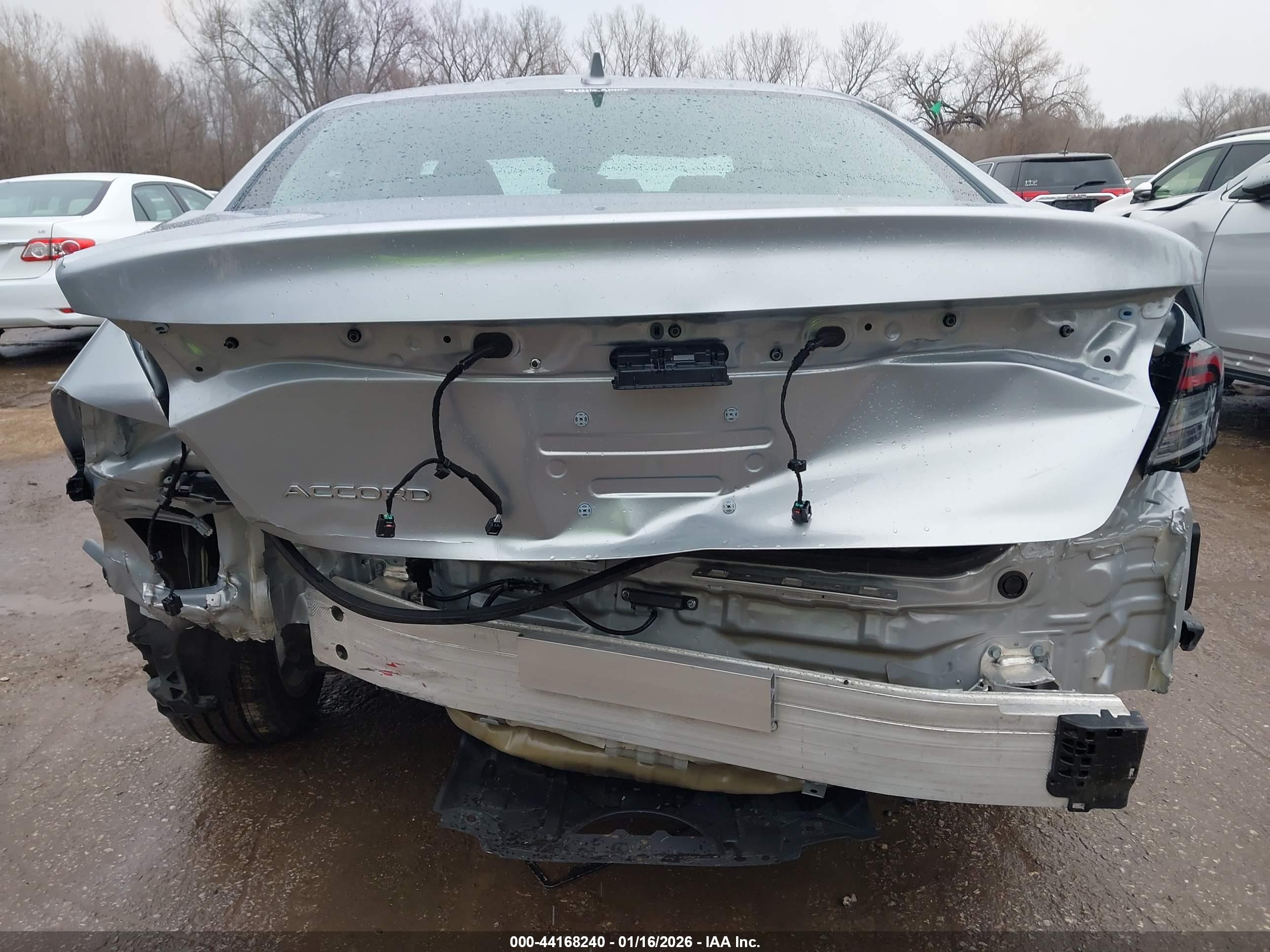 HONDA ACCORD image 6