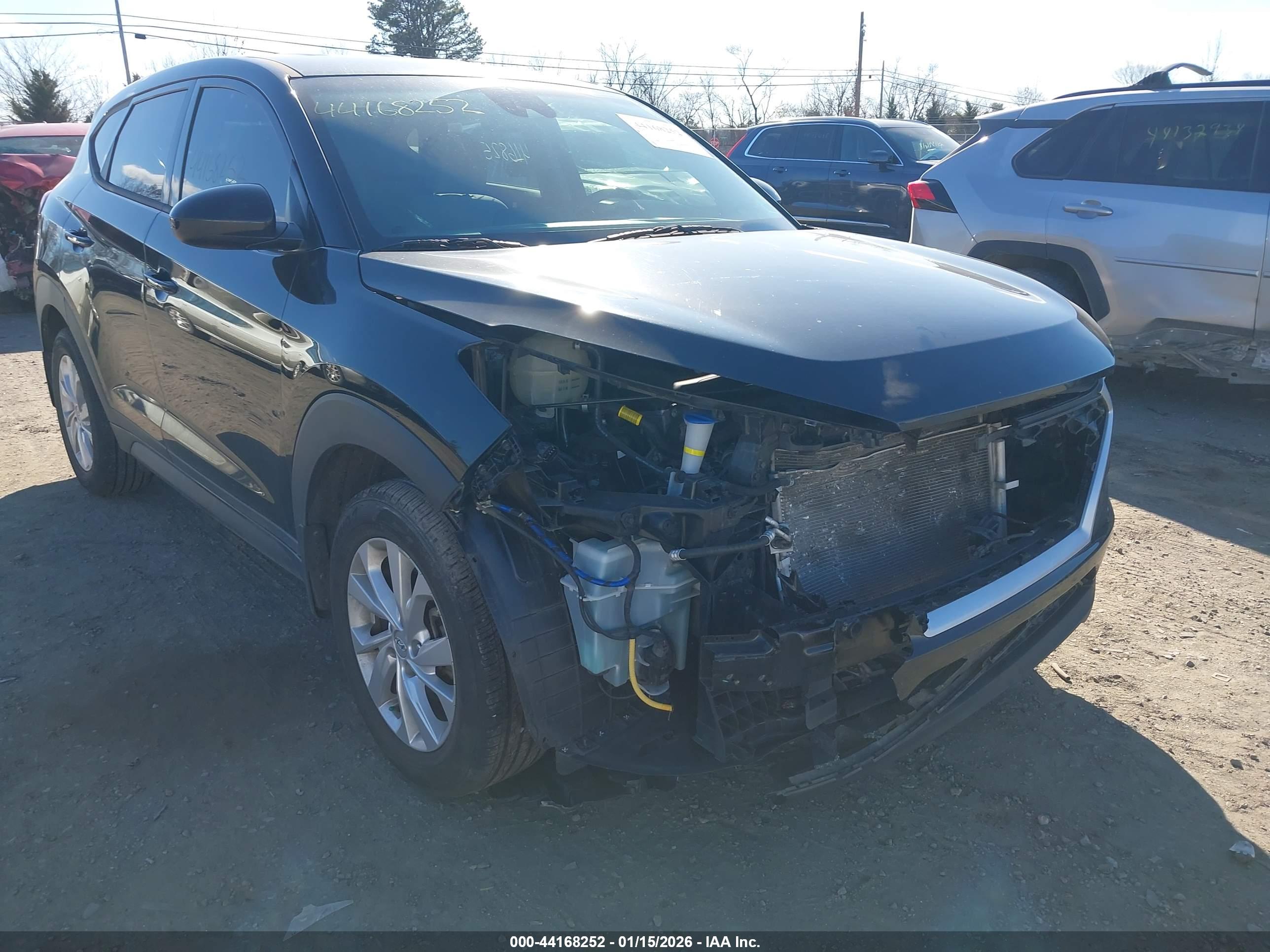 HYUNDAI TUCSON image 6