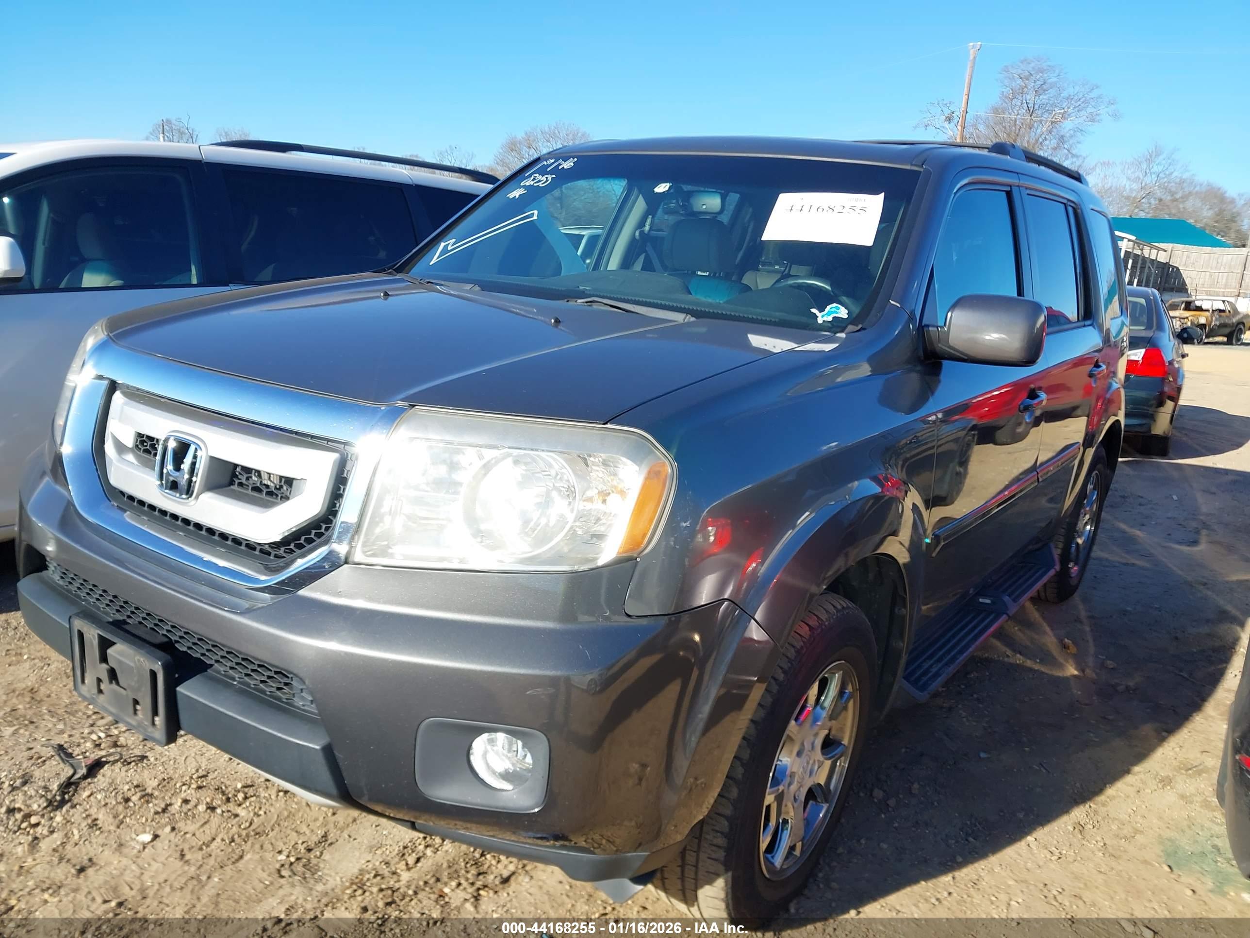HONDA PILOT image 2