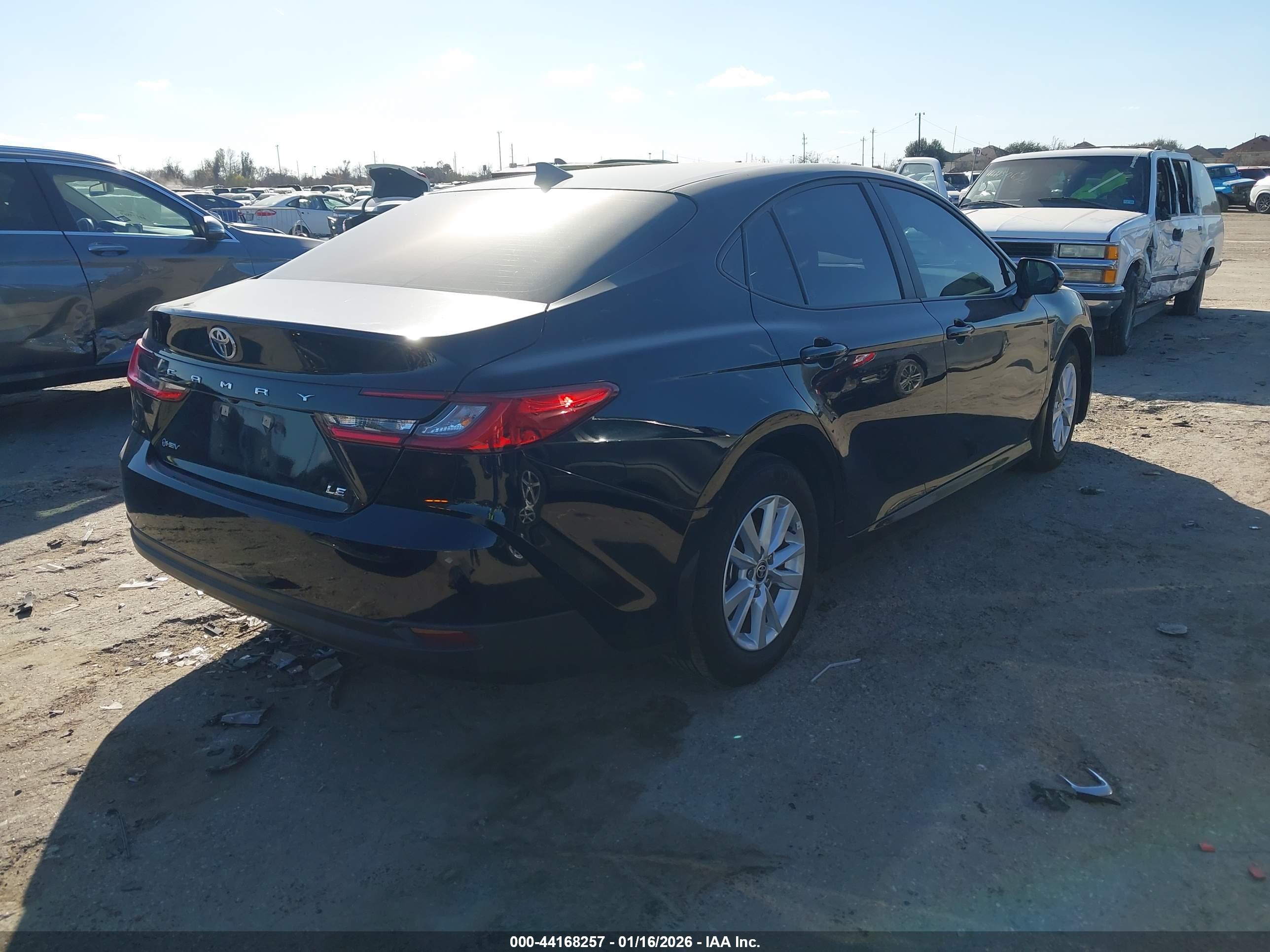 TOYOTA CAMRY image 4
