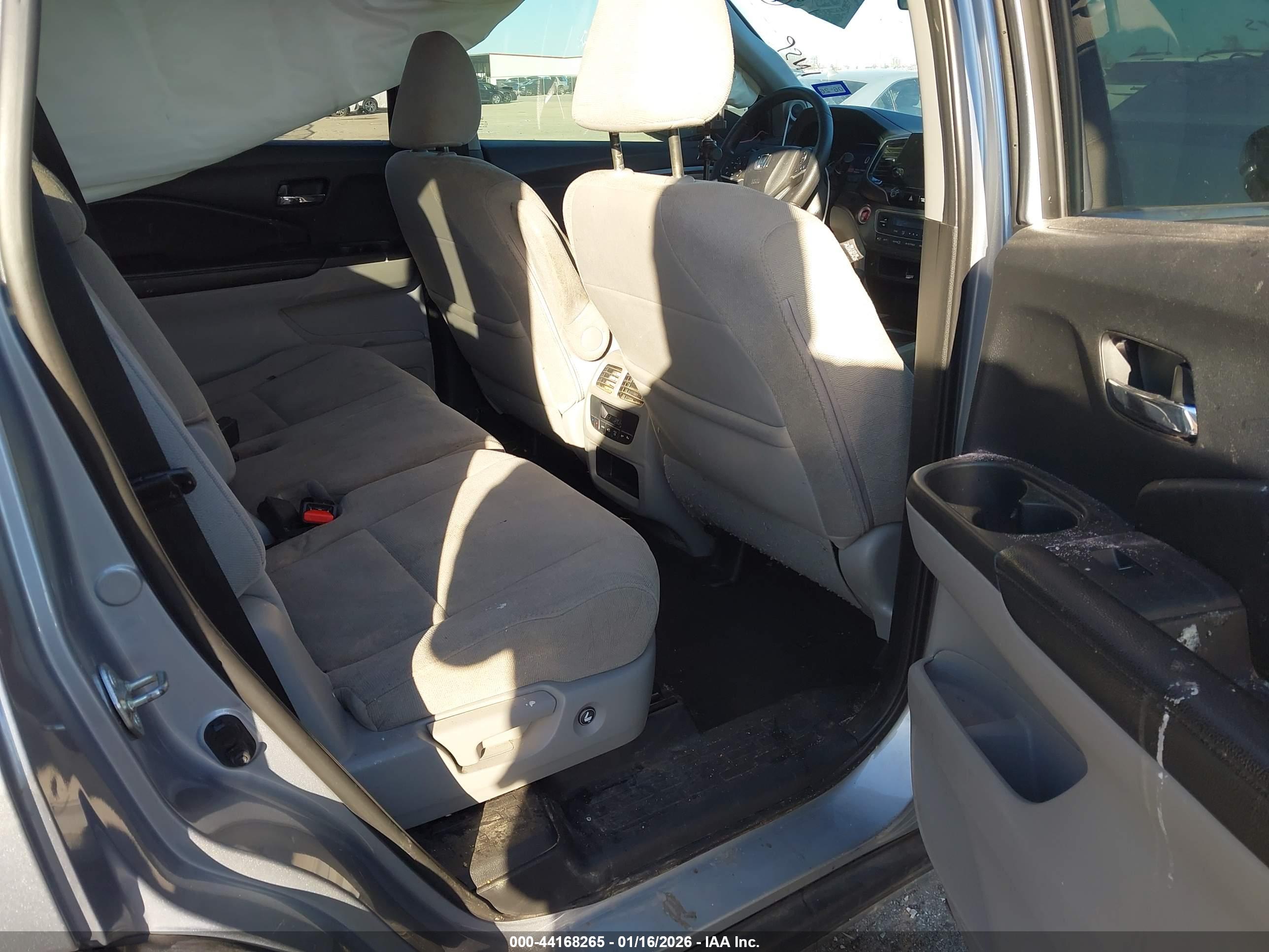 HONDA PILOT image 8